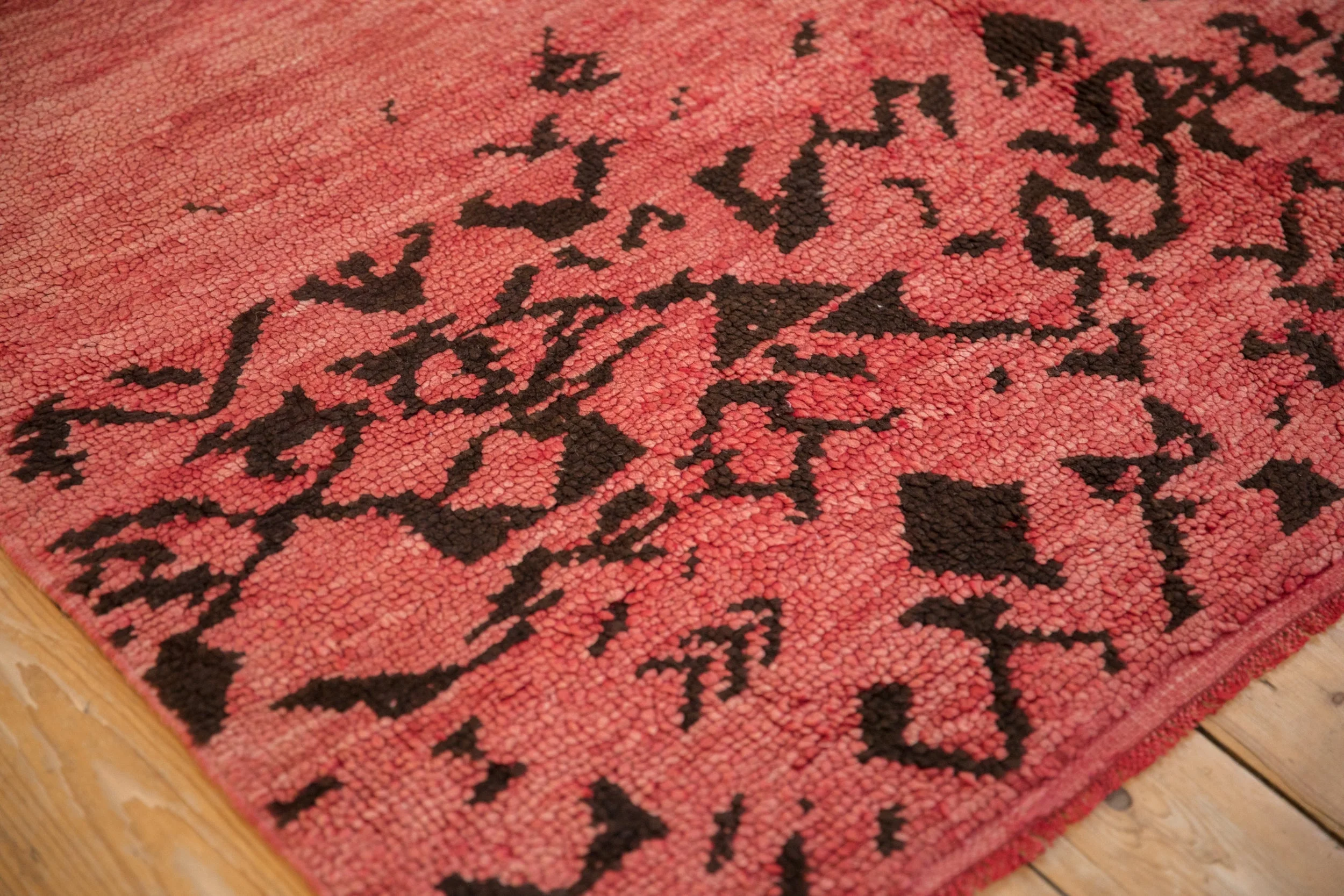 5.5x7 Vintage Moroccan Carpet - Image 5