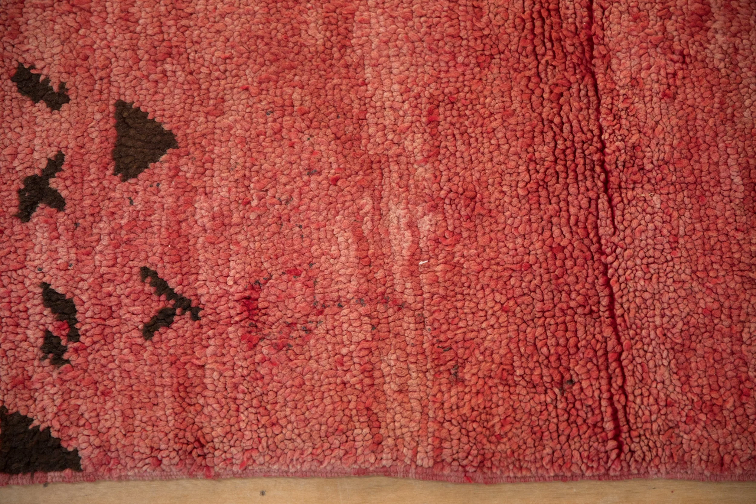 5.5x7 Vintage Moroccan Carpet - Image 9