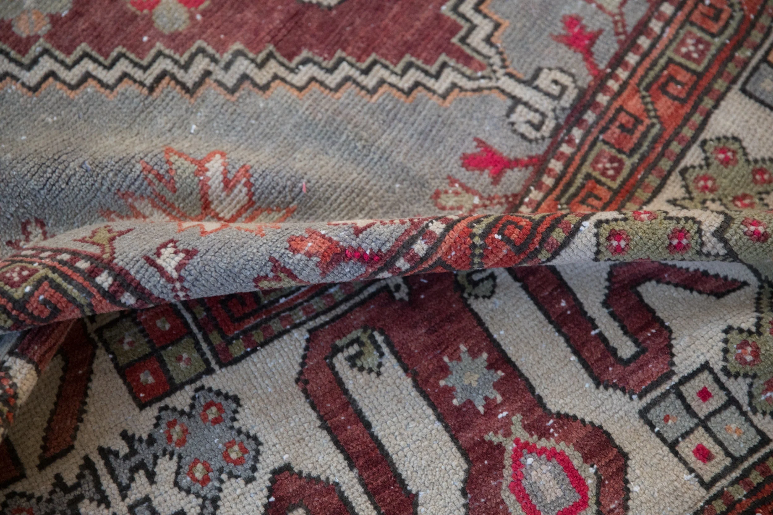 5.5x8.5 Vintage Distressed Oushak Carpet - Image 13