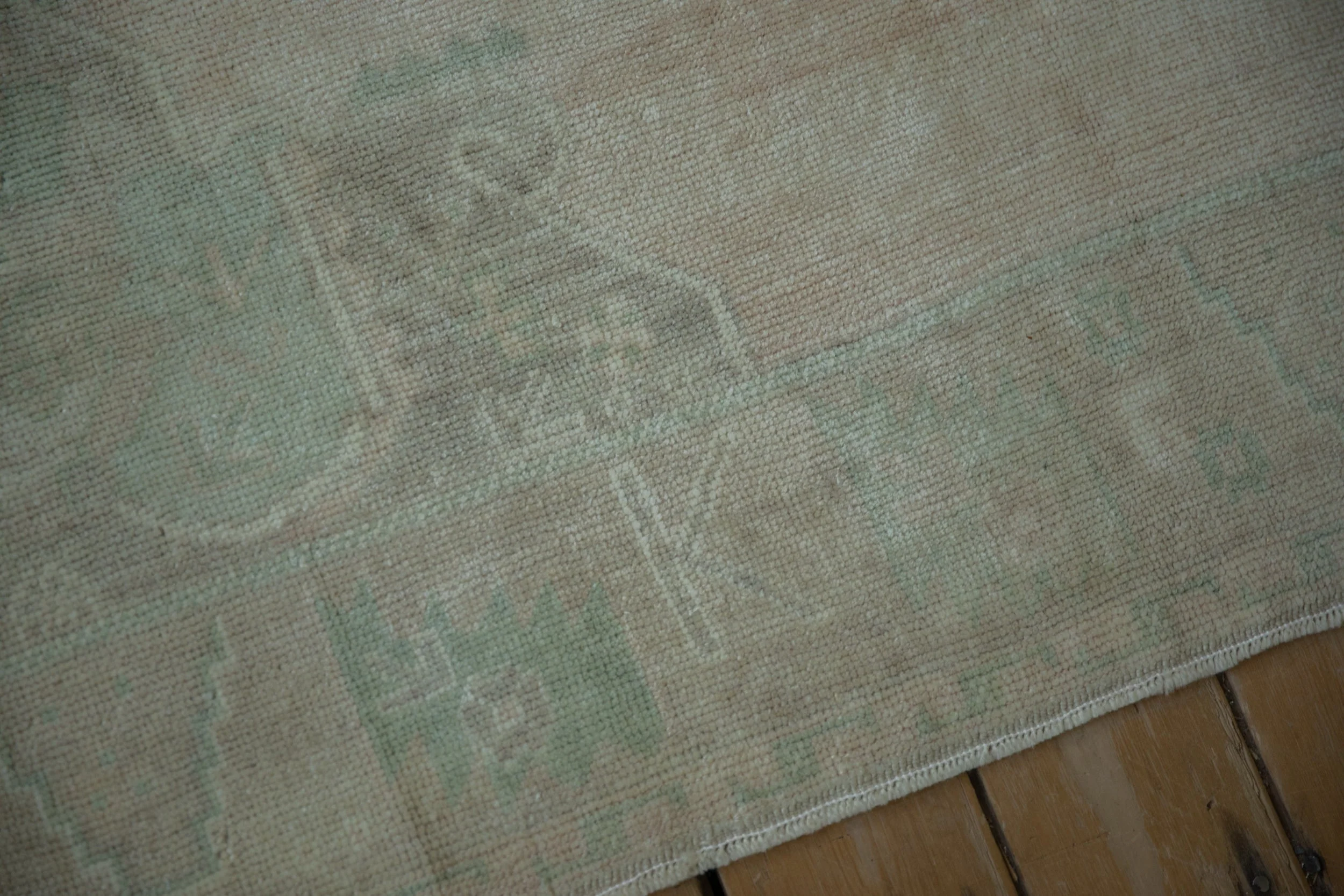 5.5x8.5 Vintage Distressed Oushak Carpet - Image 10