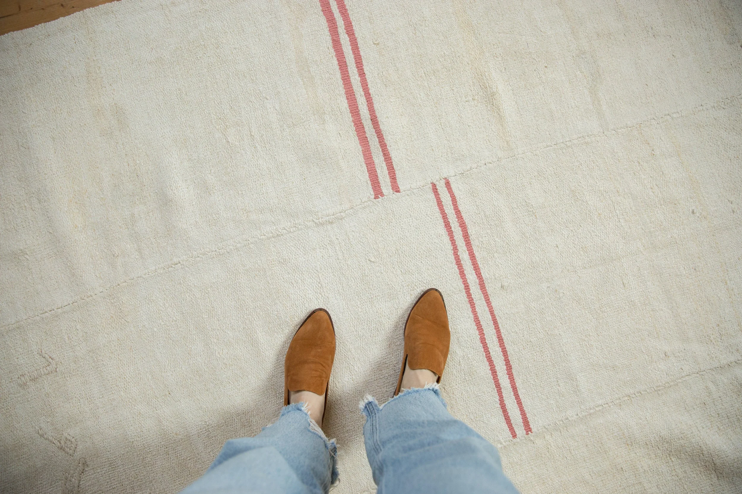 5.5x8.5 Vintage Hemp Kilim Carpet - Image 2
