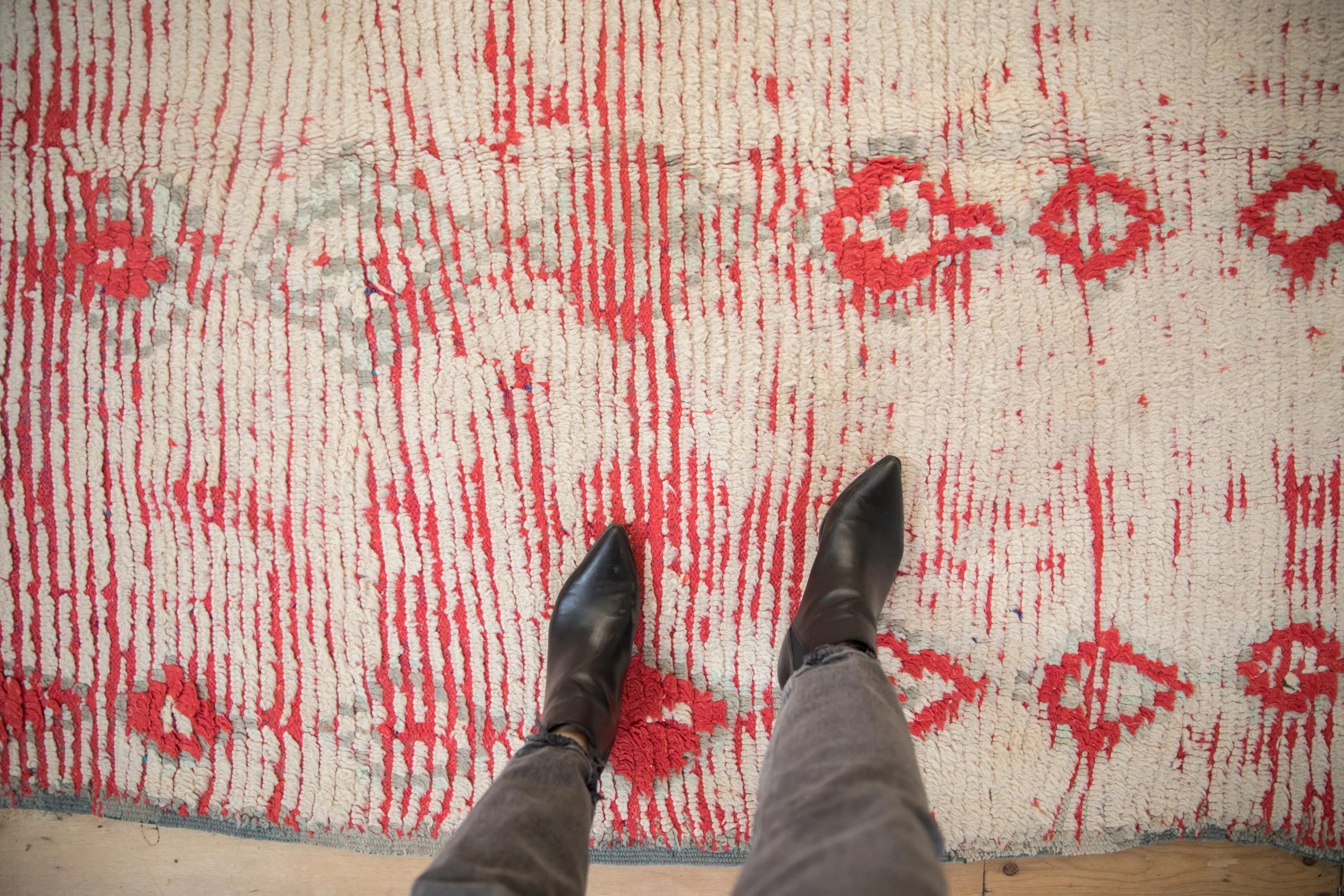 5.5x8.5 Vintage Moroccan Carpet - Image 2