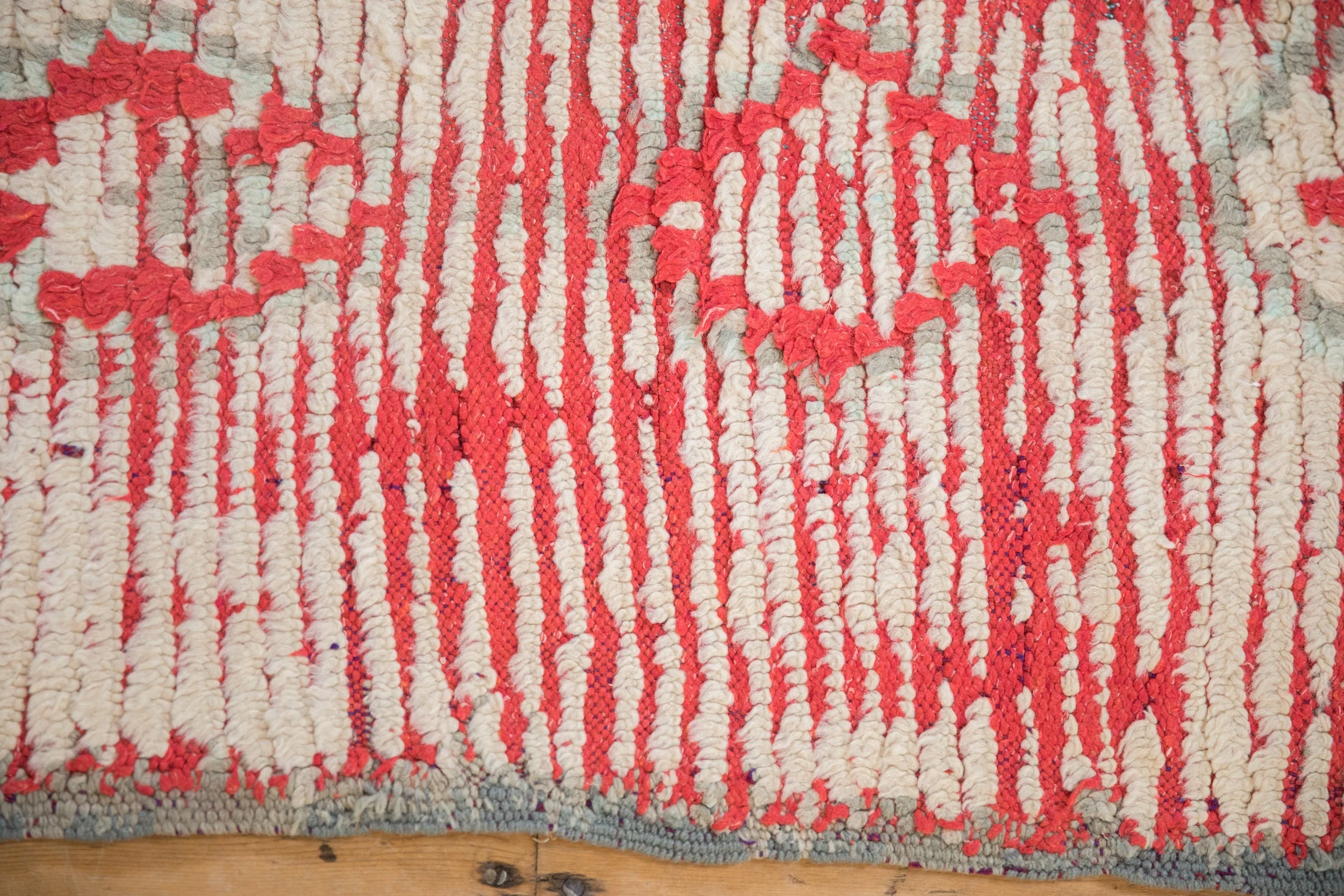 5.5x8.5 Vintage Moroccan Carpet - Image 7