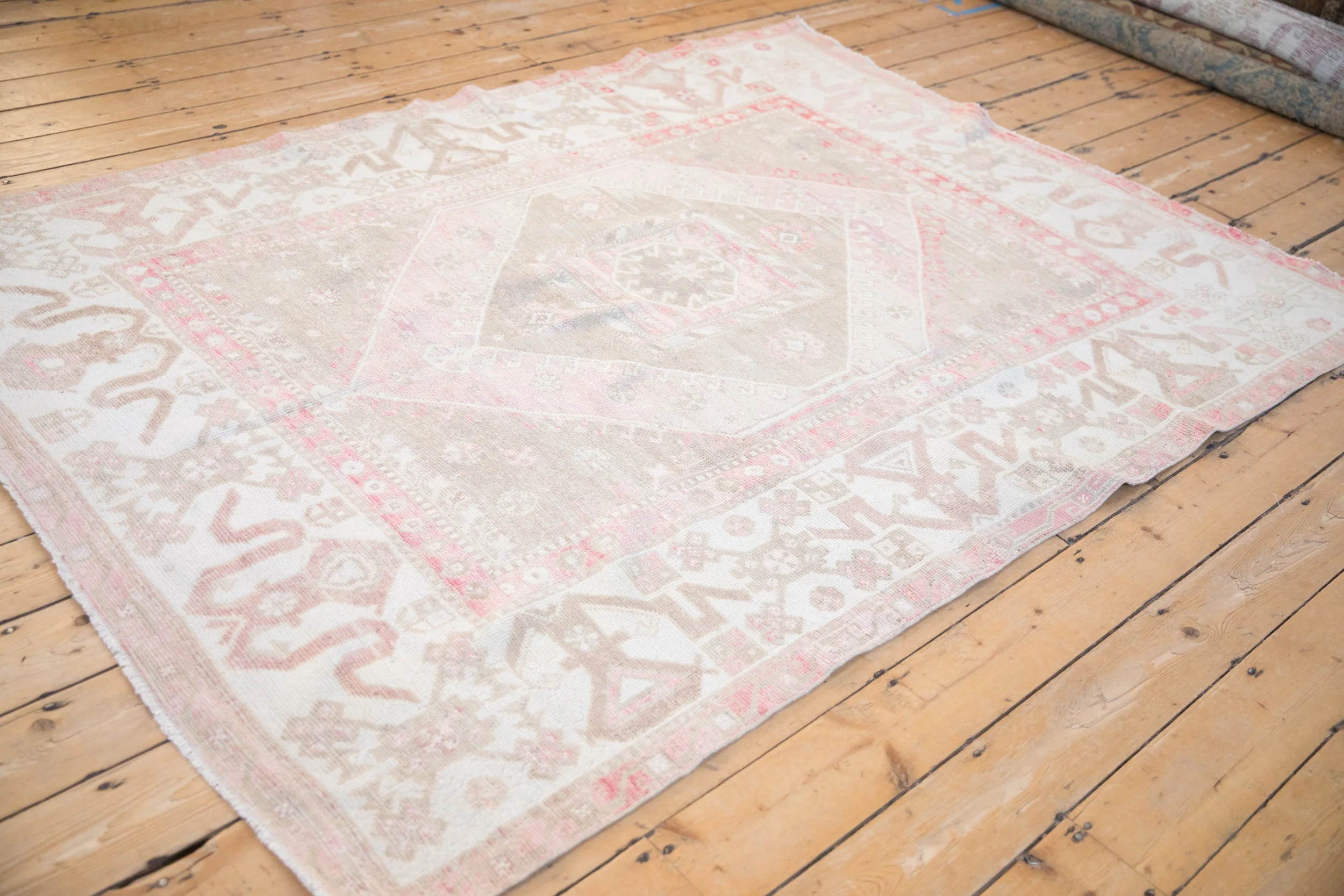 5.5x8 Vintage Distressed Oushak Carpet - Image 5