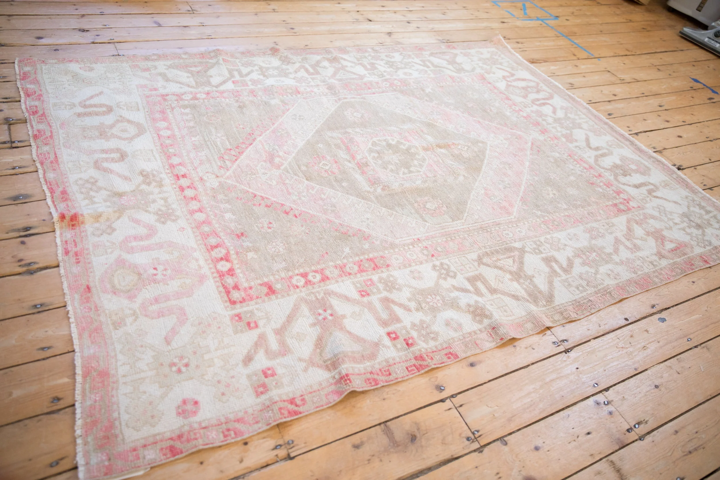 5.5x8 Vintage Distressed Oushak Carpet - Image 9