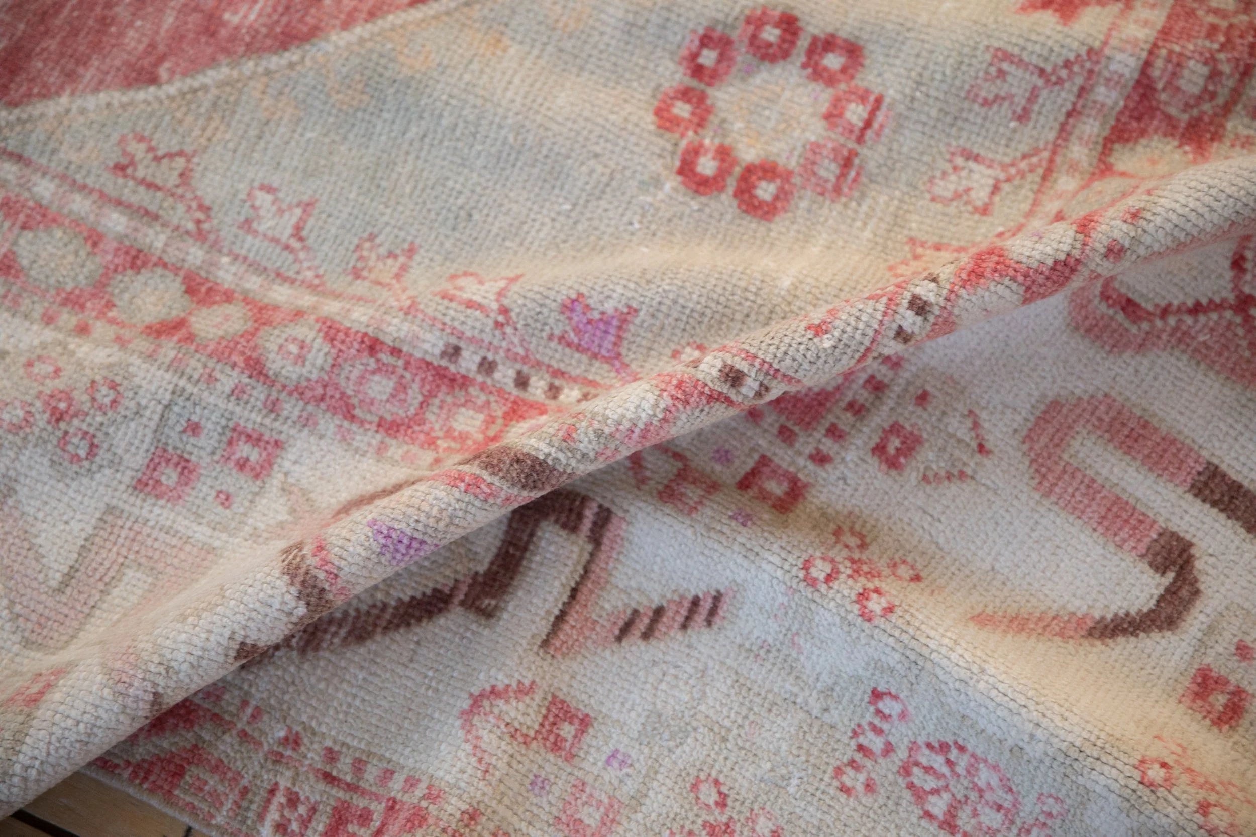 5.5x8 Vintage Distressed Oushak Carpet - Image 10