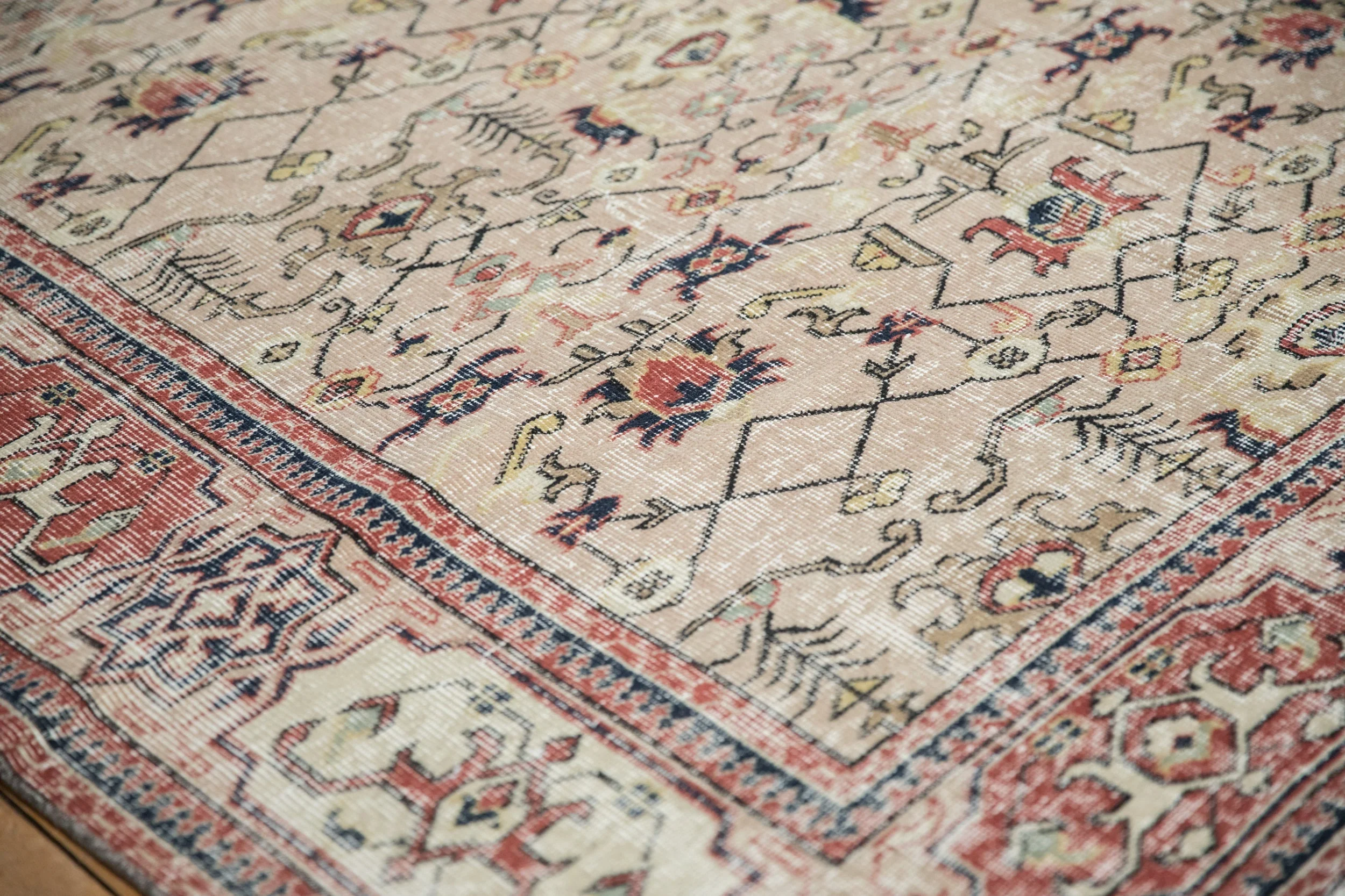 5.5x8 Vintage Distressed Sparta Carpet - Image 5