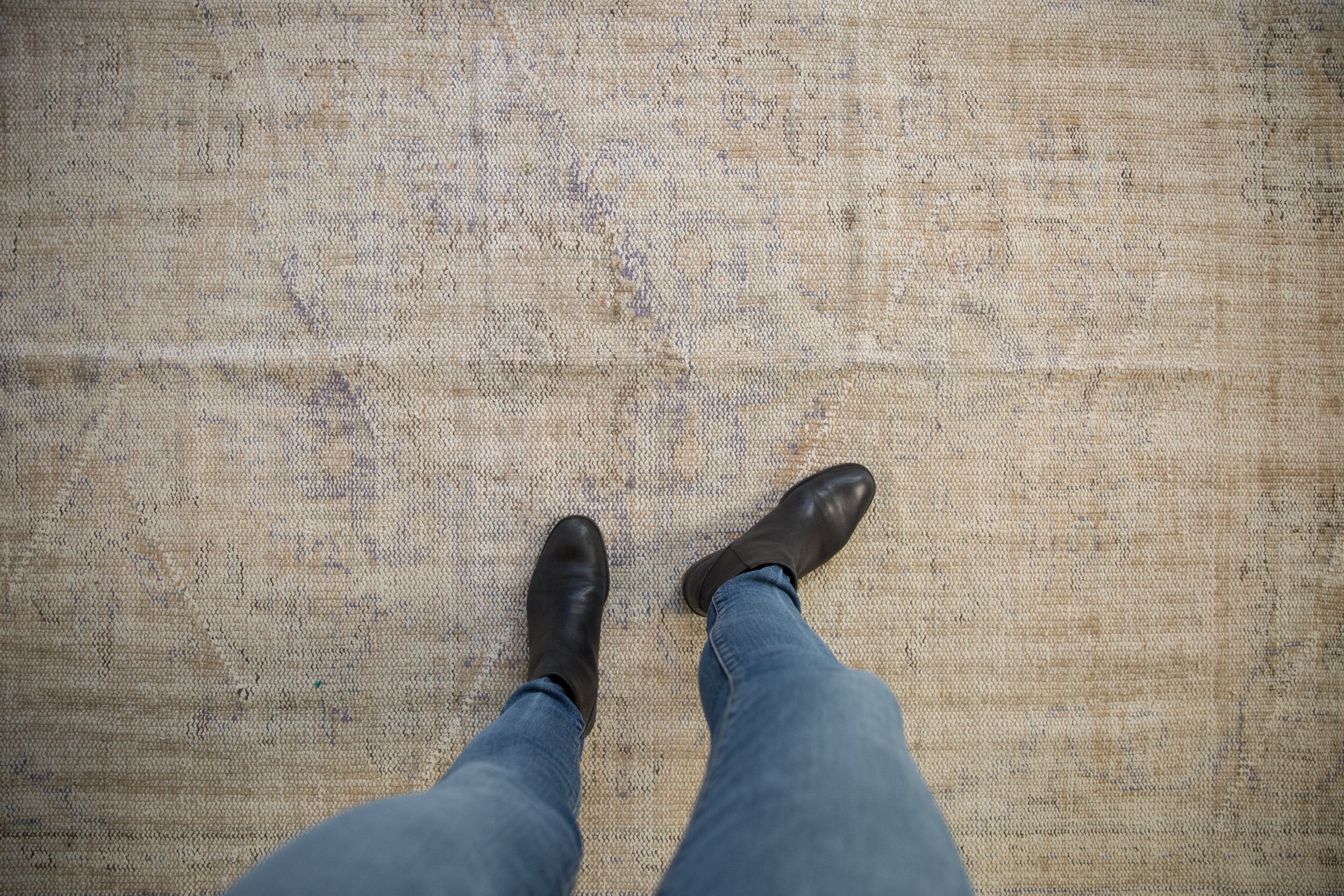 5.5x9.5 Vintage Distressed Oushak Carpet - Image 2