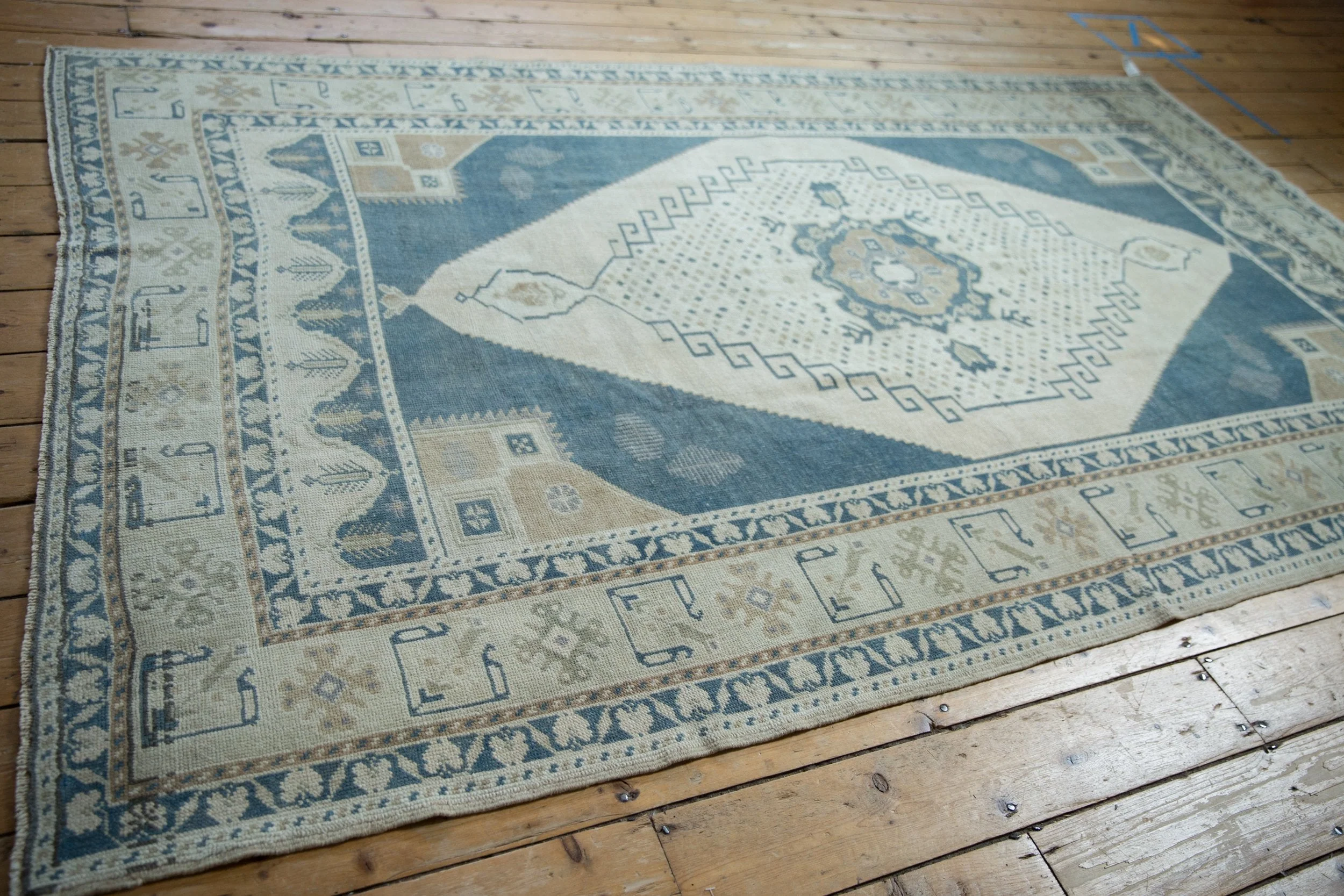 5.5x9.5 Vintage Distressed Oushak Carpet - Image 5