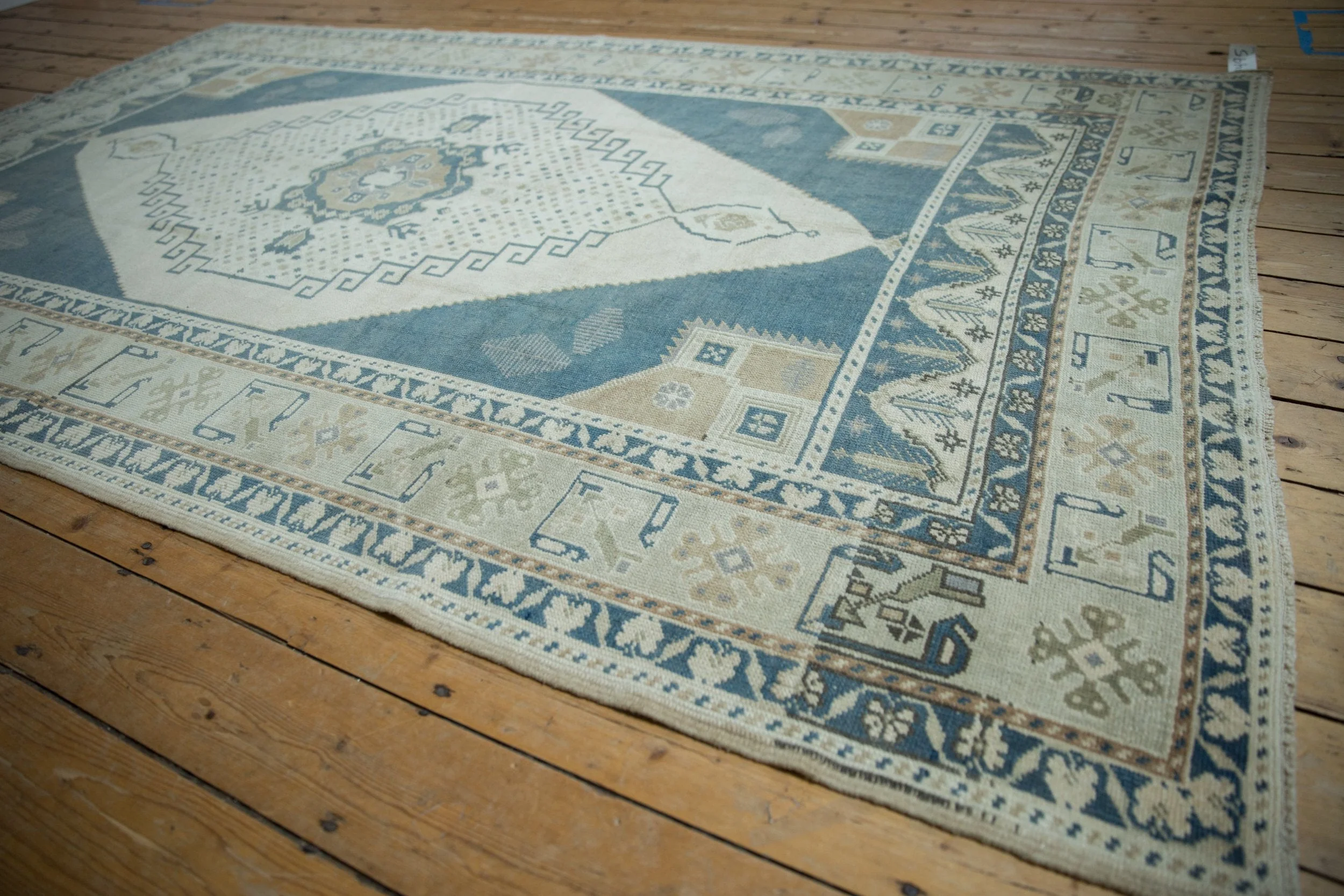 5.5x9.5 Vintage Distressed Oushak Carpet - Image 7