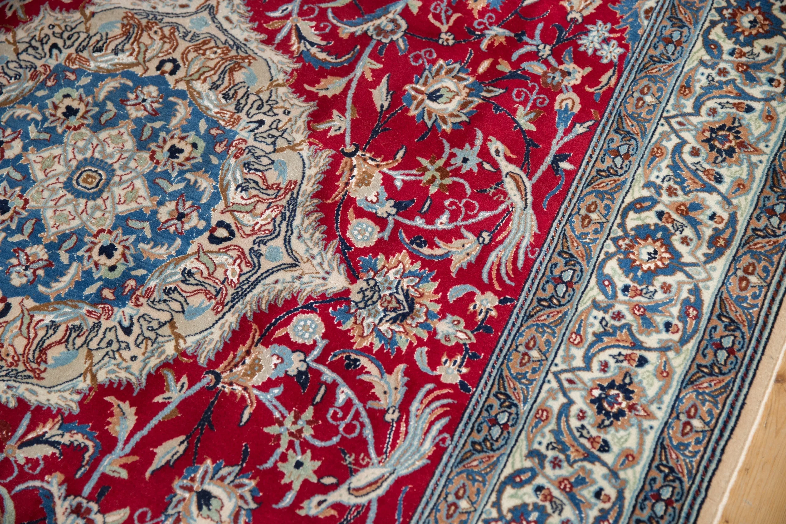 5.5x9 Vintage Nain Carpet - Image 6