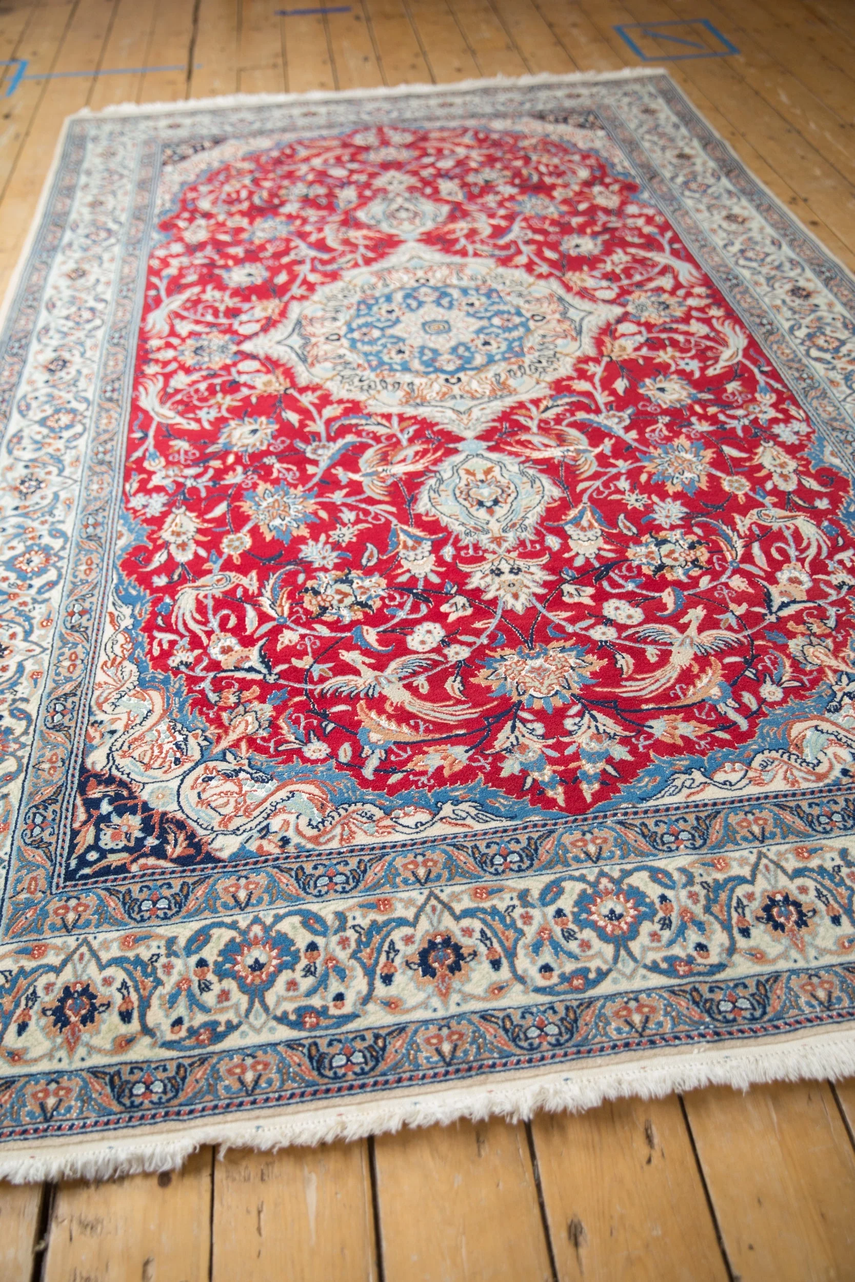 5.5x9 Vintage Nain Carpet - Image 7
