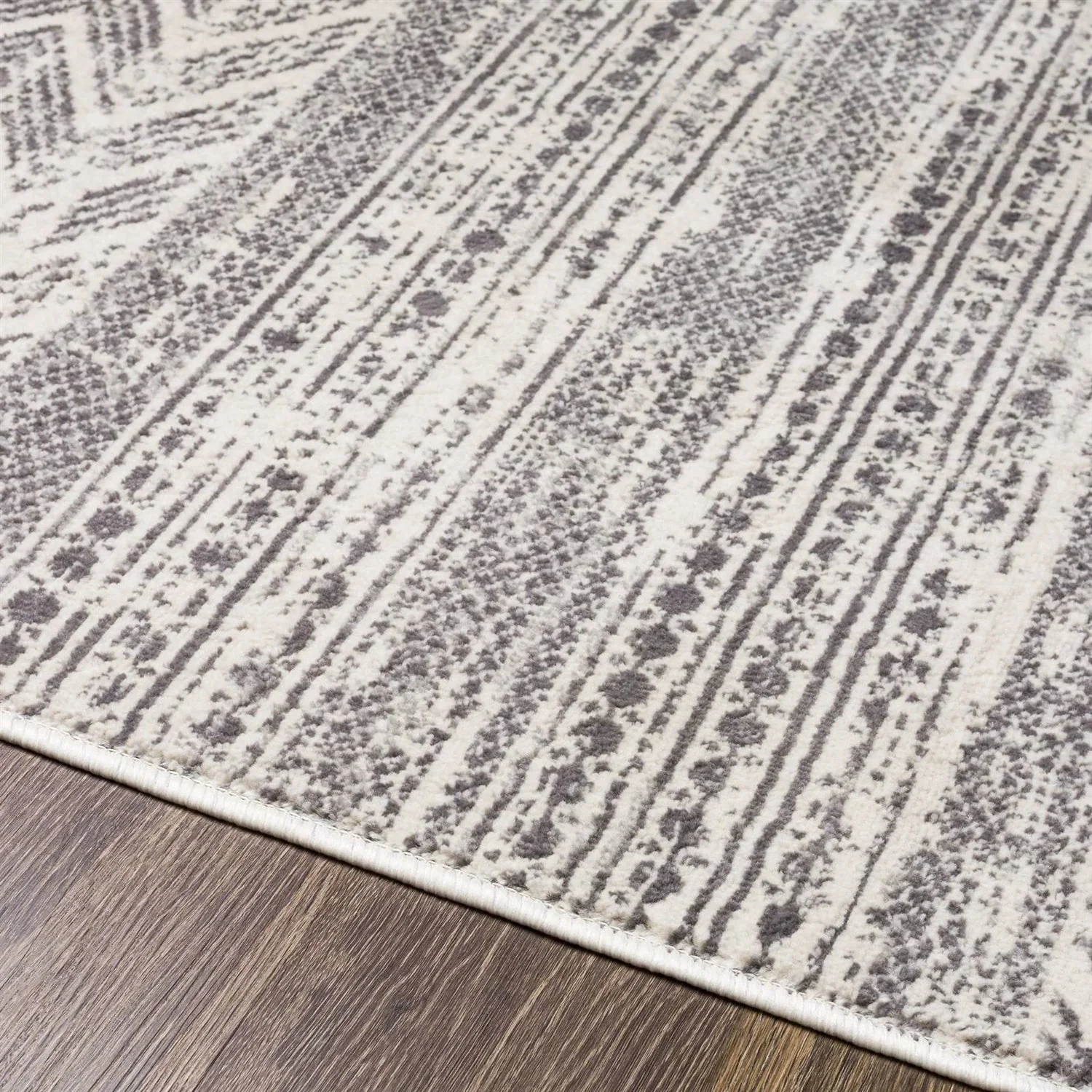 5-ft. x 7-ft. Grey Ivory Chevron Stripe Geometric Boho Style Area Rug - Image 3
