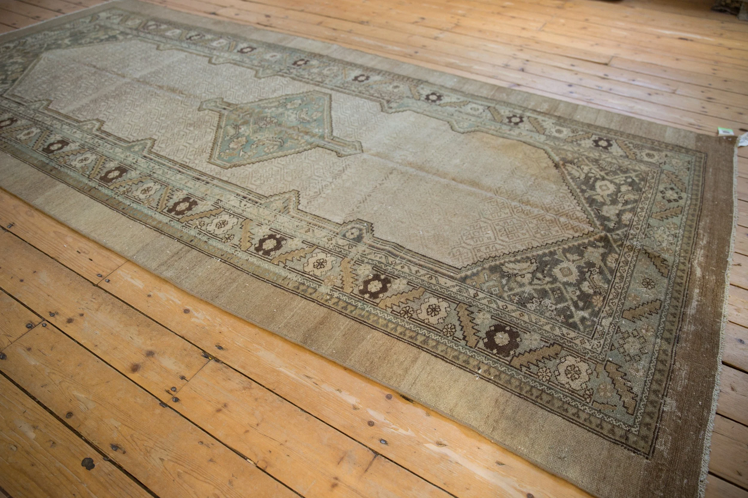 5x11 Vintage Distressed Serab Rug Runner - Image 3