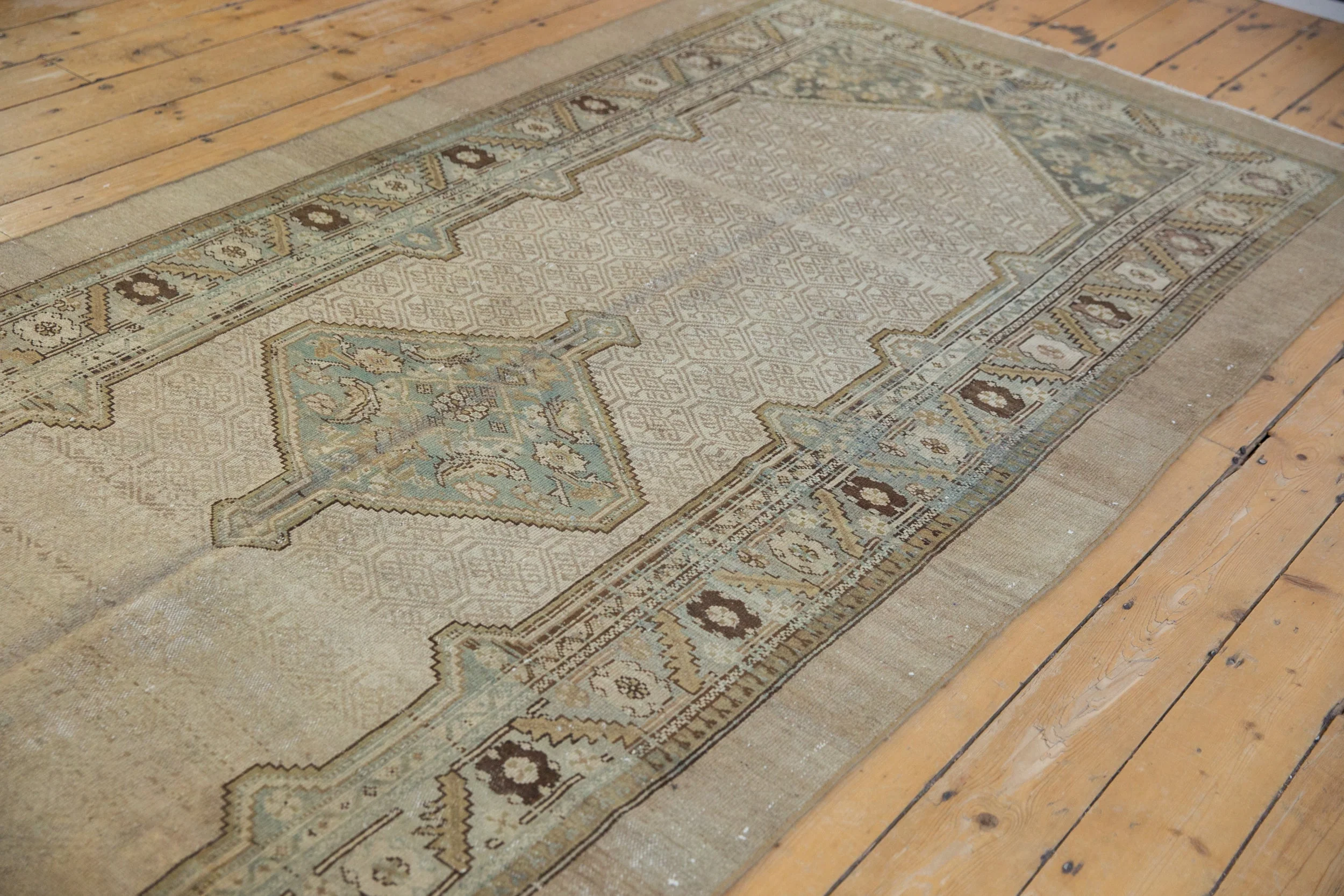 5x11 Vintage Distressed Serab Rug Runner - Image 5