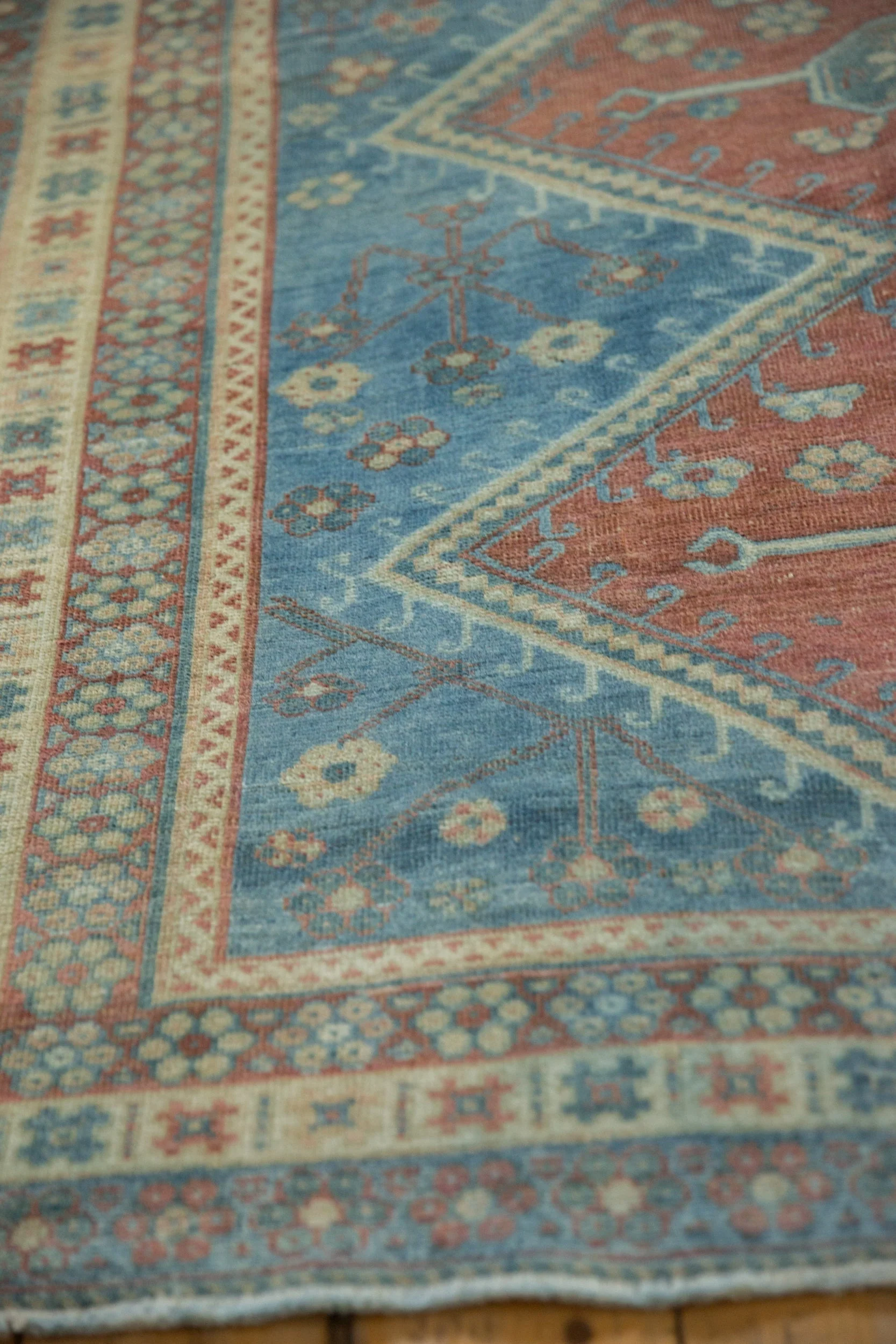 5x6.5 Vintage Distressed Caucasian Rug - Image 8