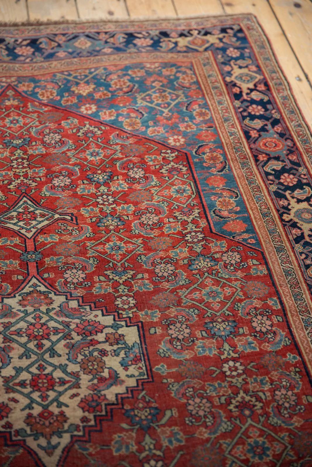 5x7.5 Antique Bijar Rug - Image 8