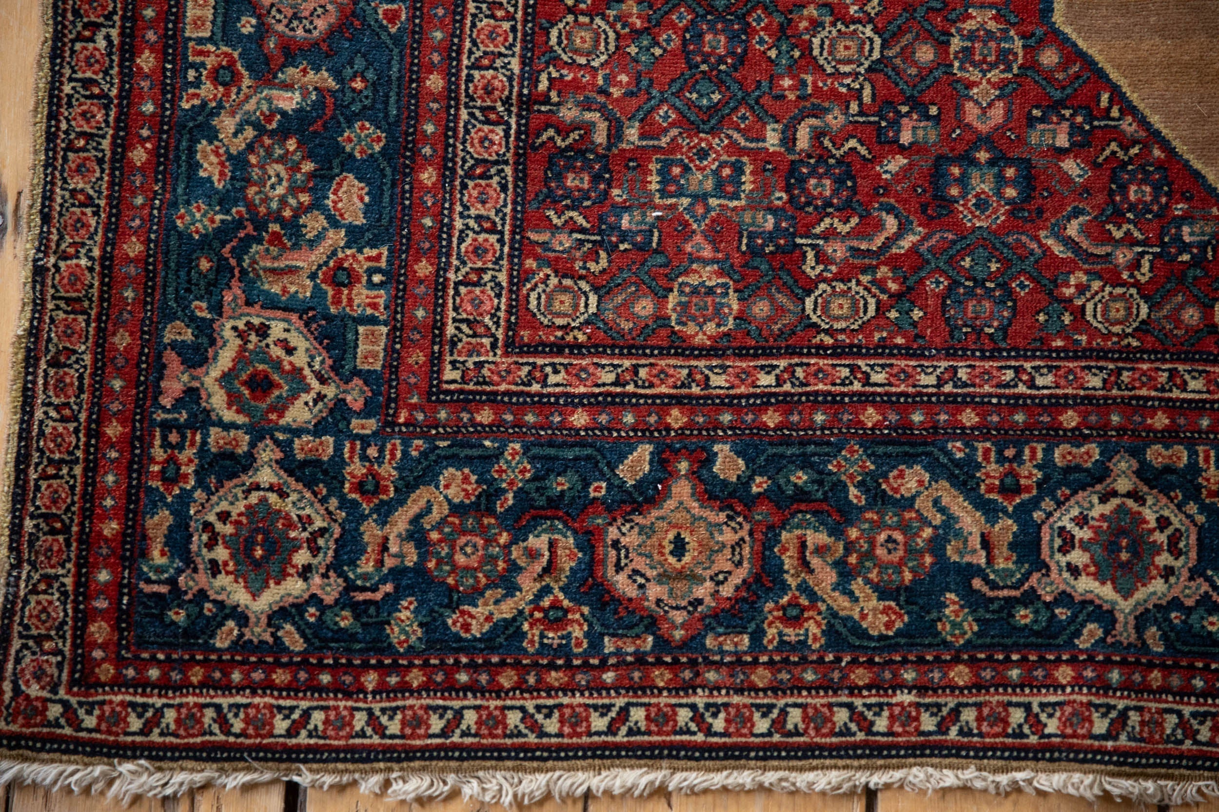 5x7.5 Antique Fine Senneh Rug - Image 11