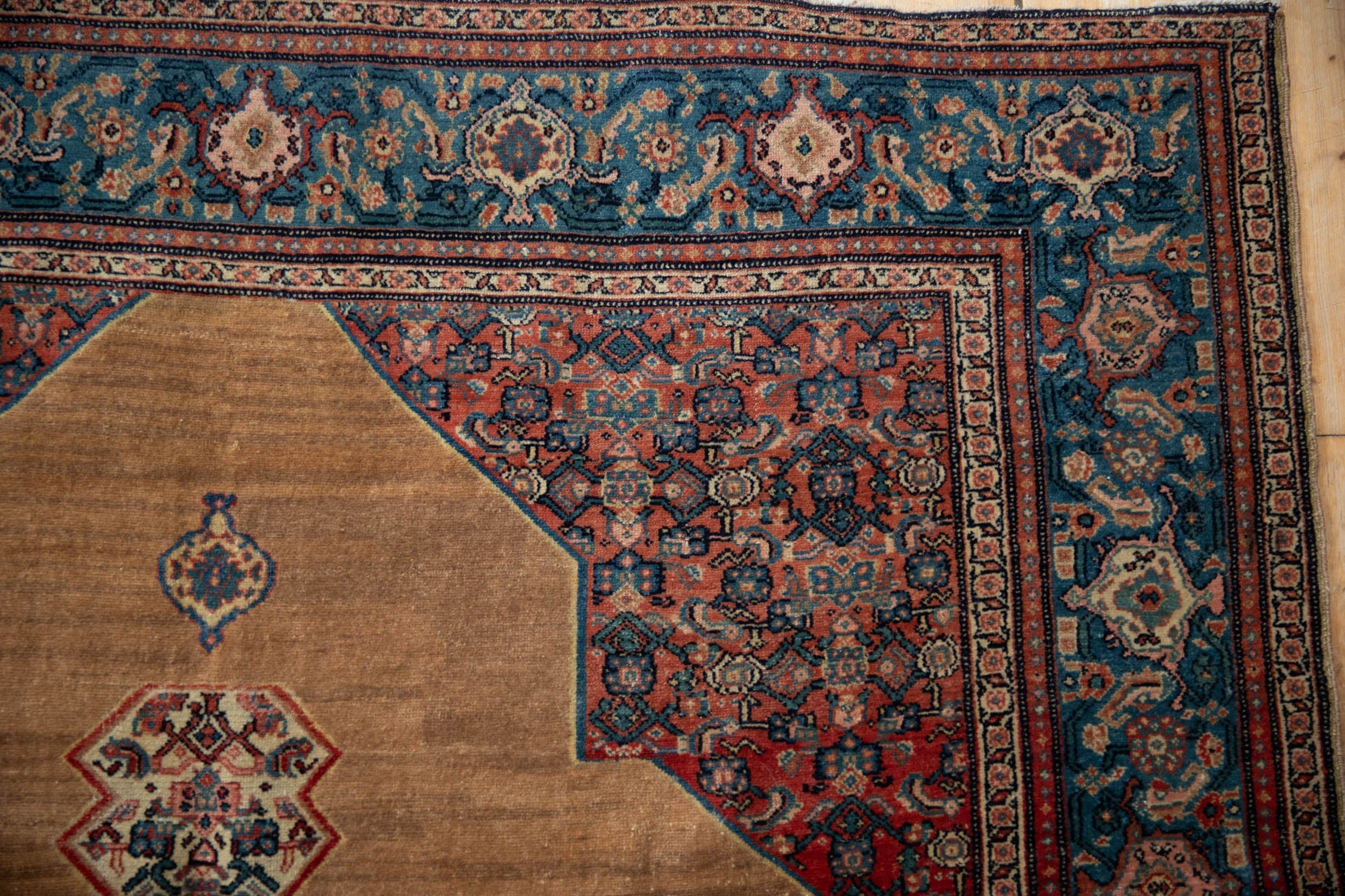 5x7.5 Antique Fine Senneh Rug - Image 4