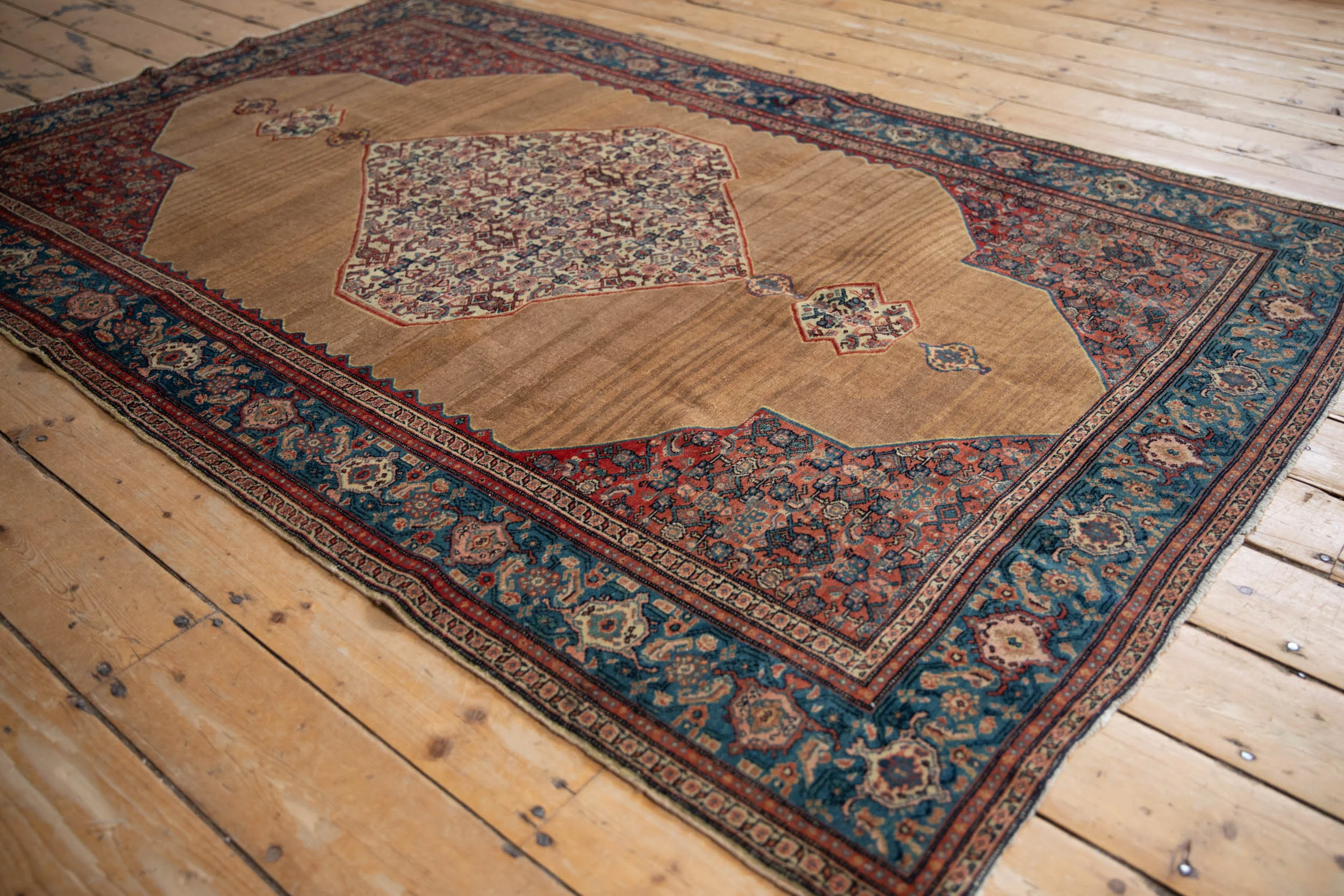 5x7.5 Antique Fine Senneh Rug - Image 5