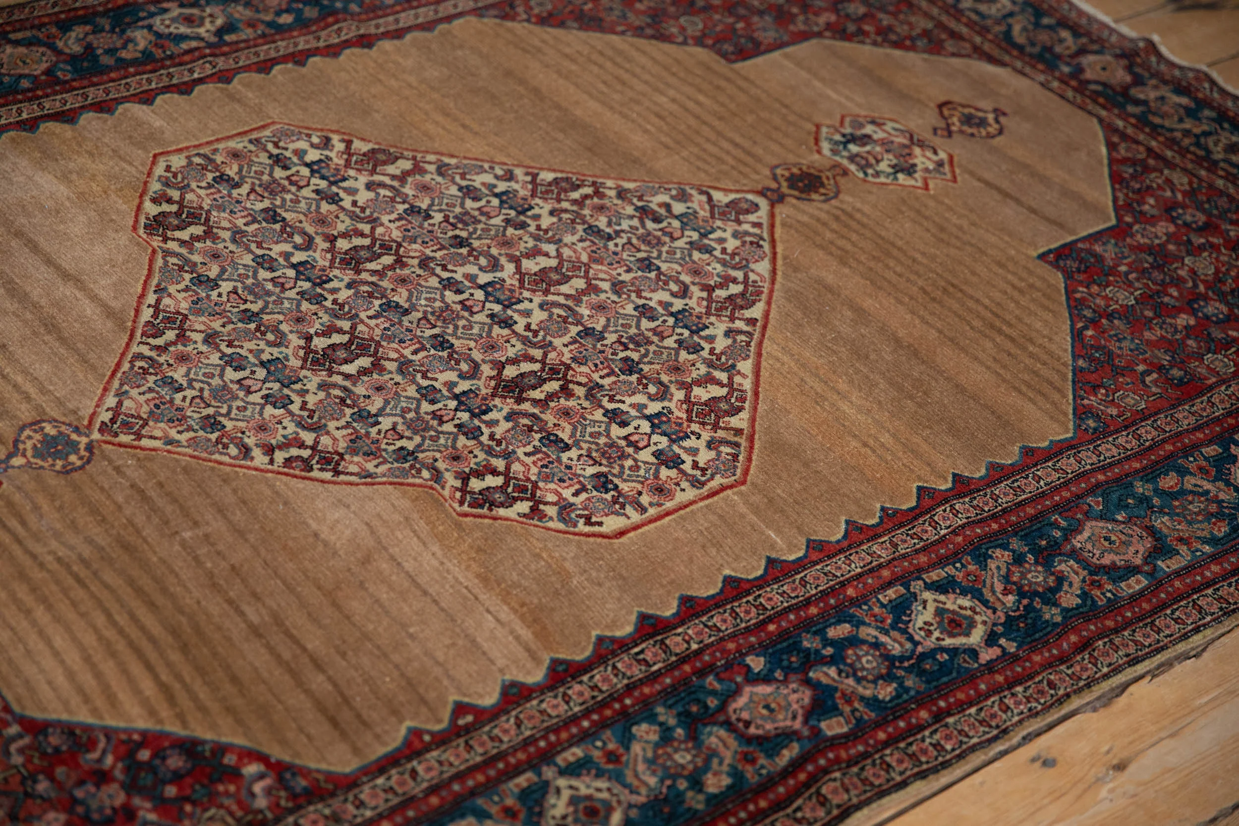 5x7.5 Antique Fine Senneh Rug - Image 8