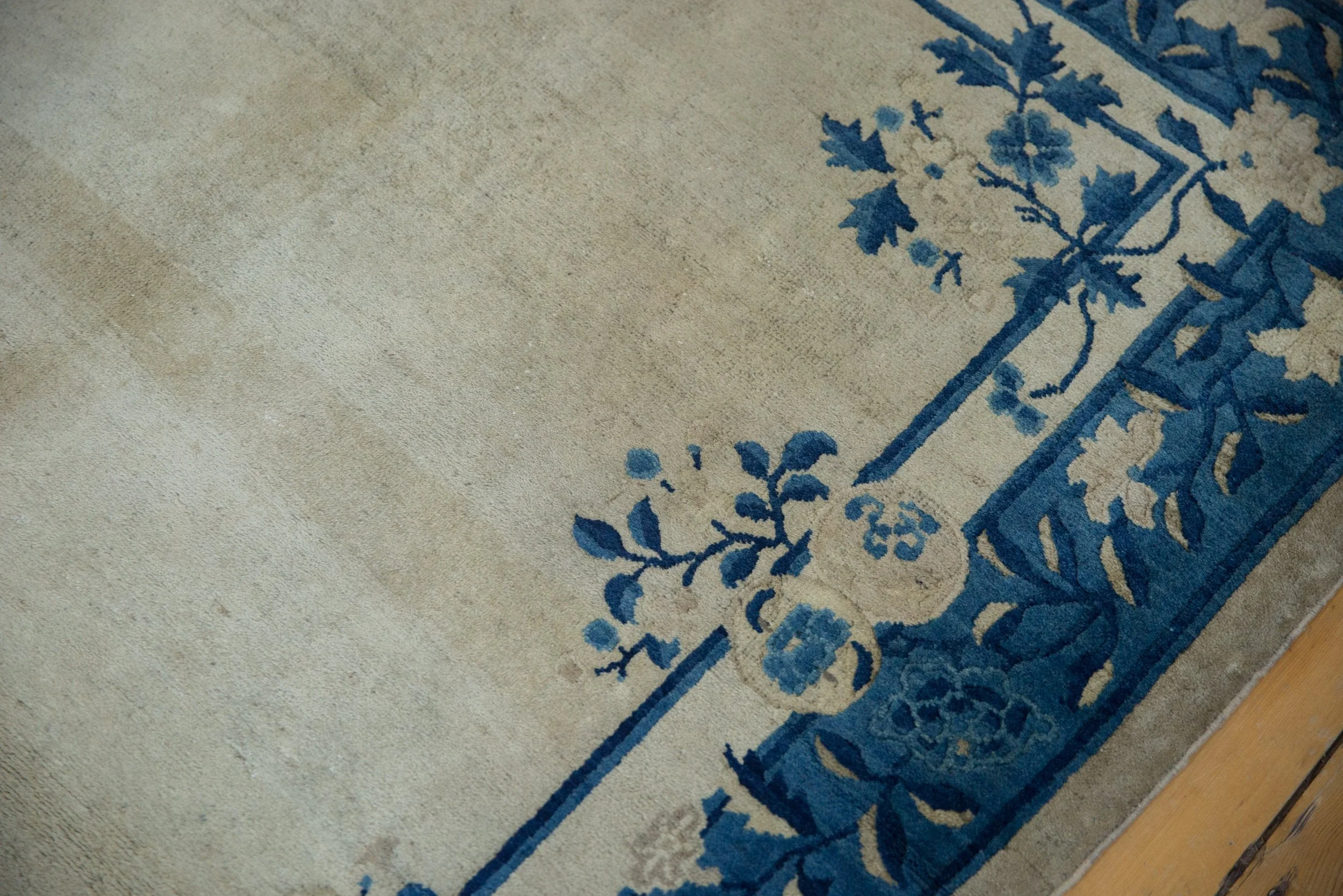 5x7.5 Vintage Peking Rug - Image 7