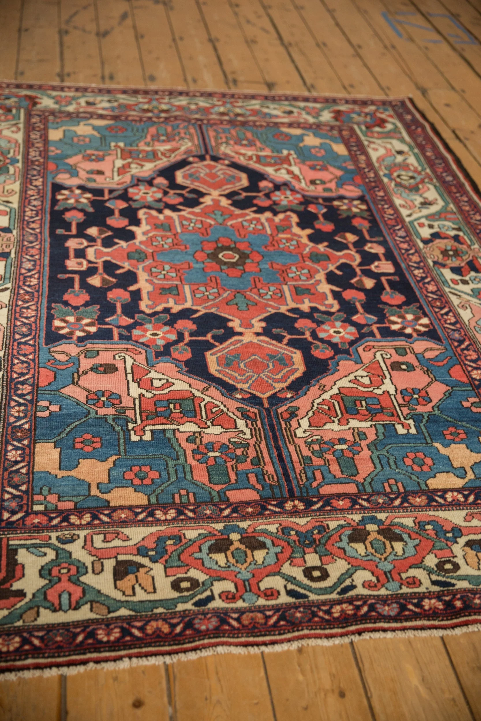 5x7 Vintage Bakhtiari Rug - Image 5