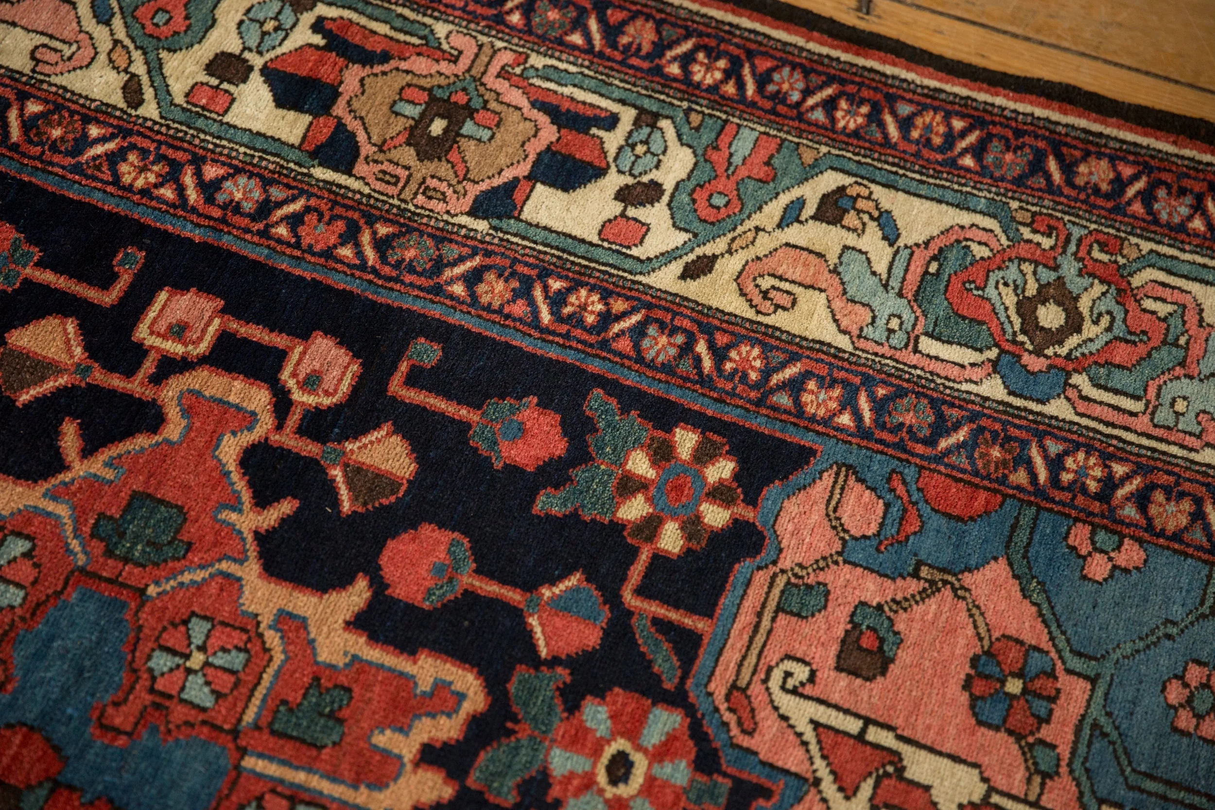5x7 Vintage Bakhtiari Rug - Image 9