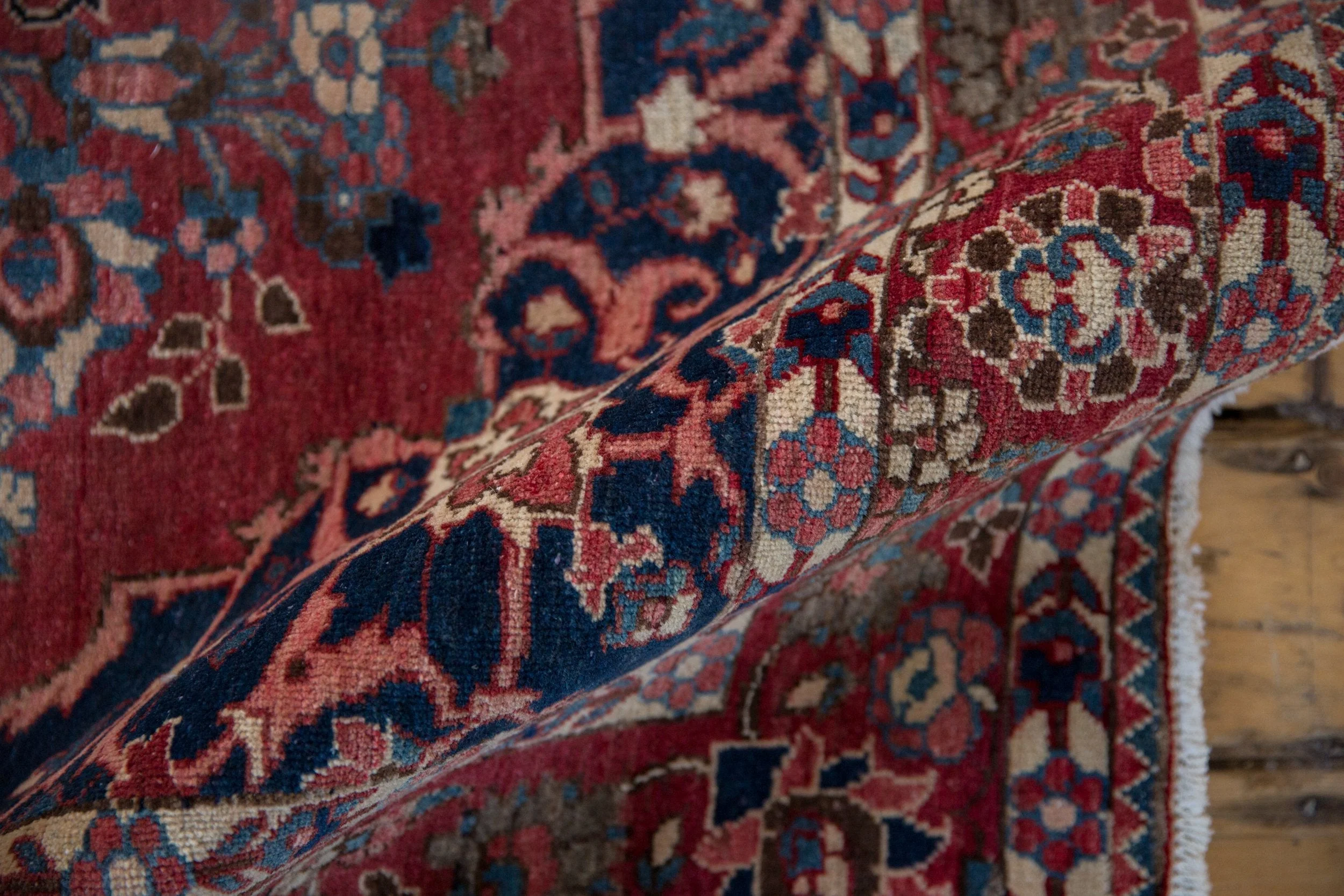 5x7 Vintage Baktiari Rug - Image 9