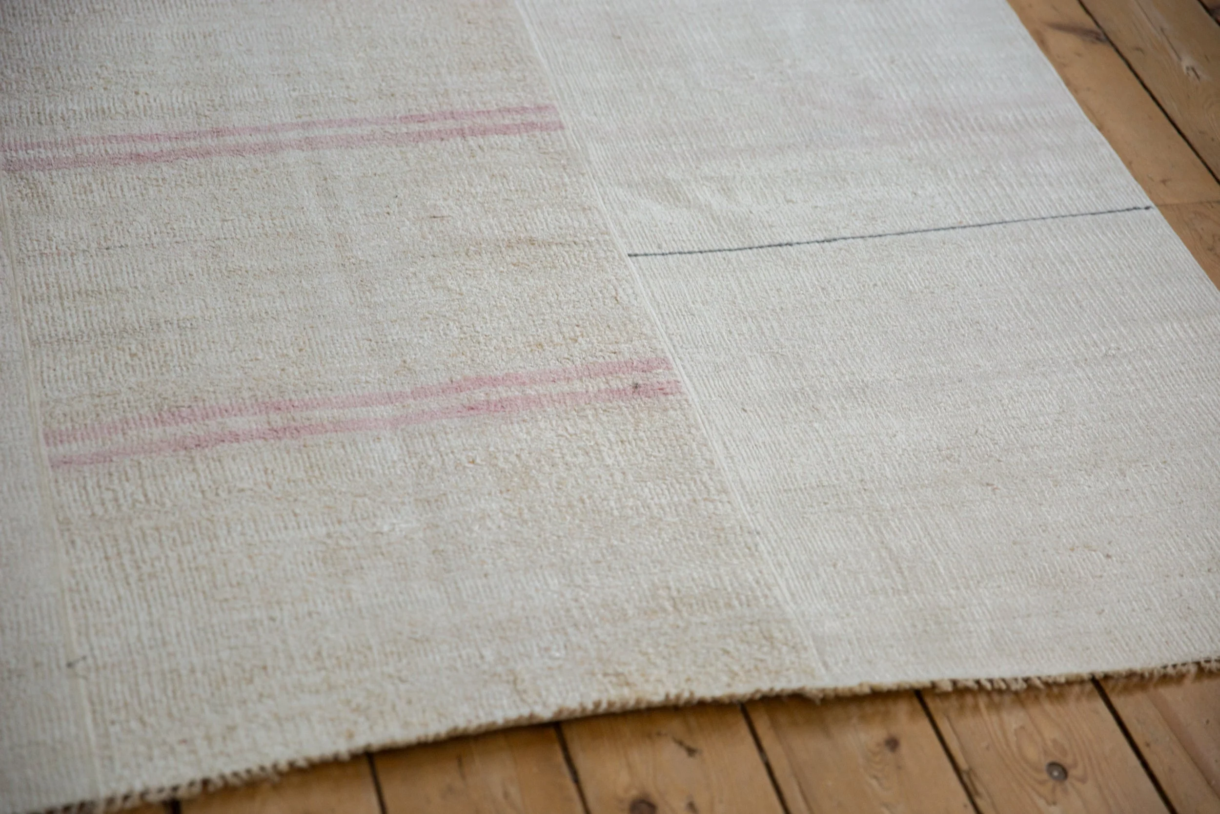 5x8.5 Vintage Hemp Kilim Carpet - Image 5