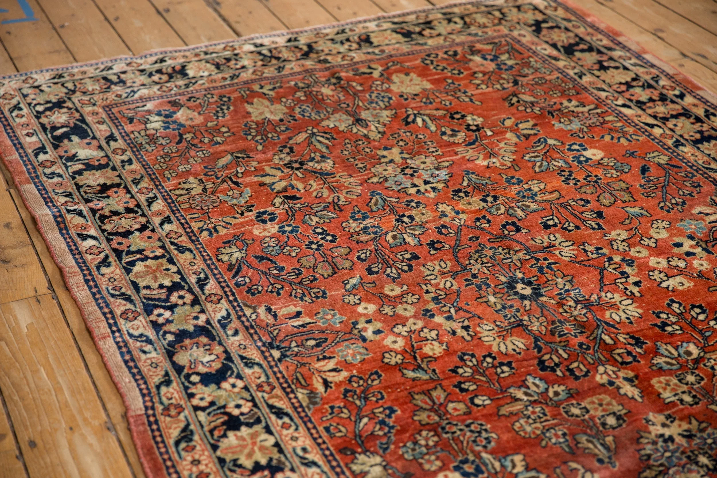 5x8.5 Vintage Sarouk Carpet - Image 5