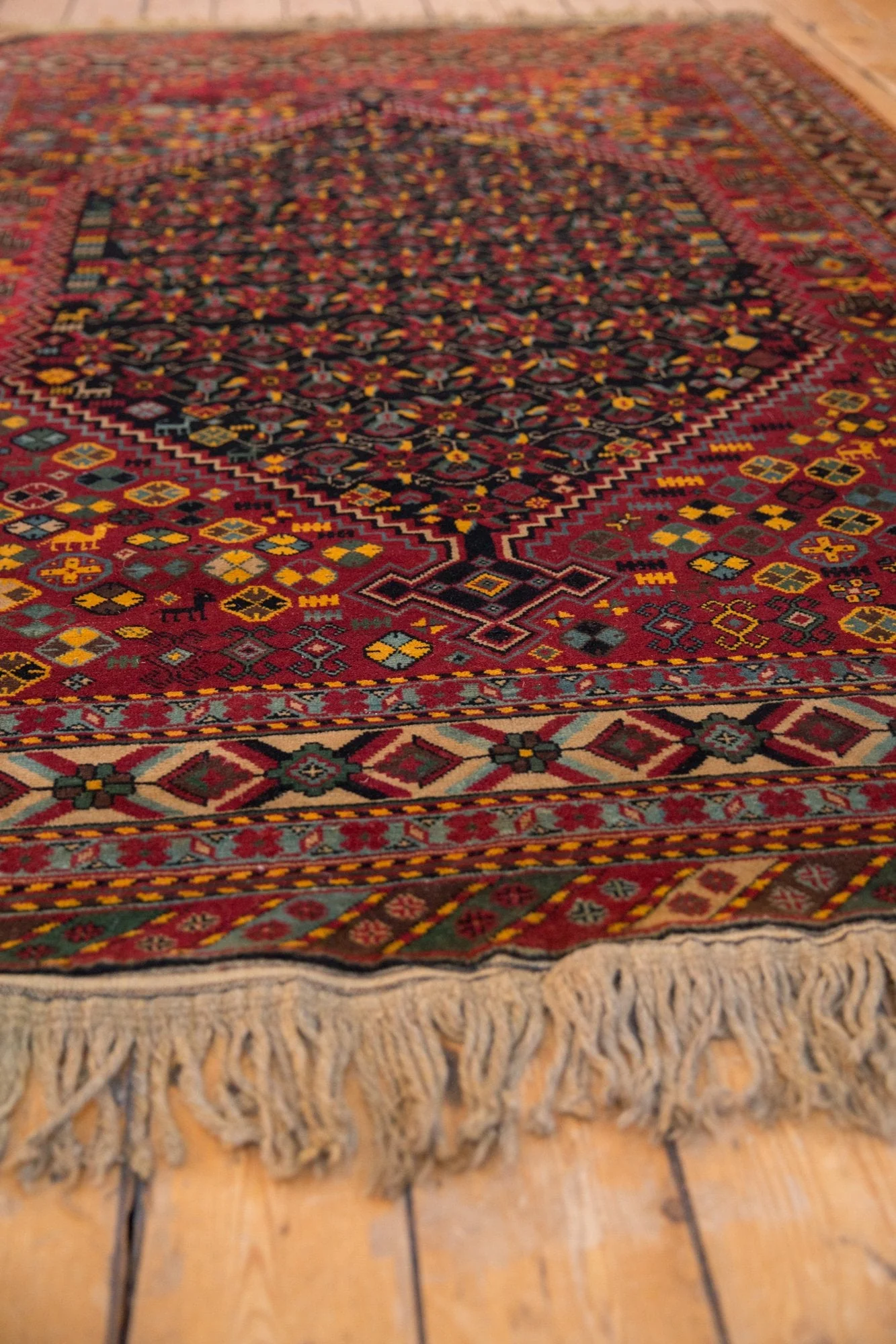 5x8 Vintage Indian Afshar Design Carpet - Image 4