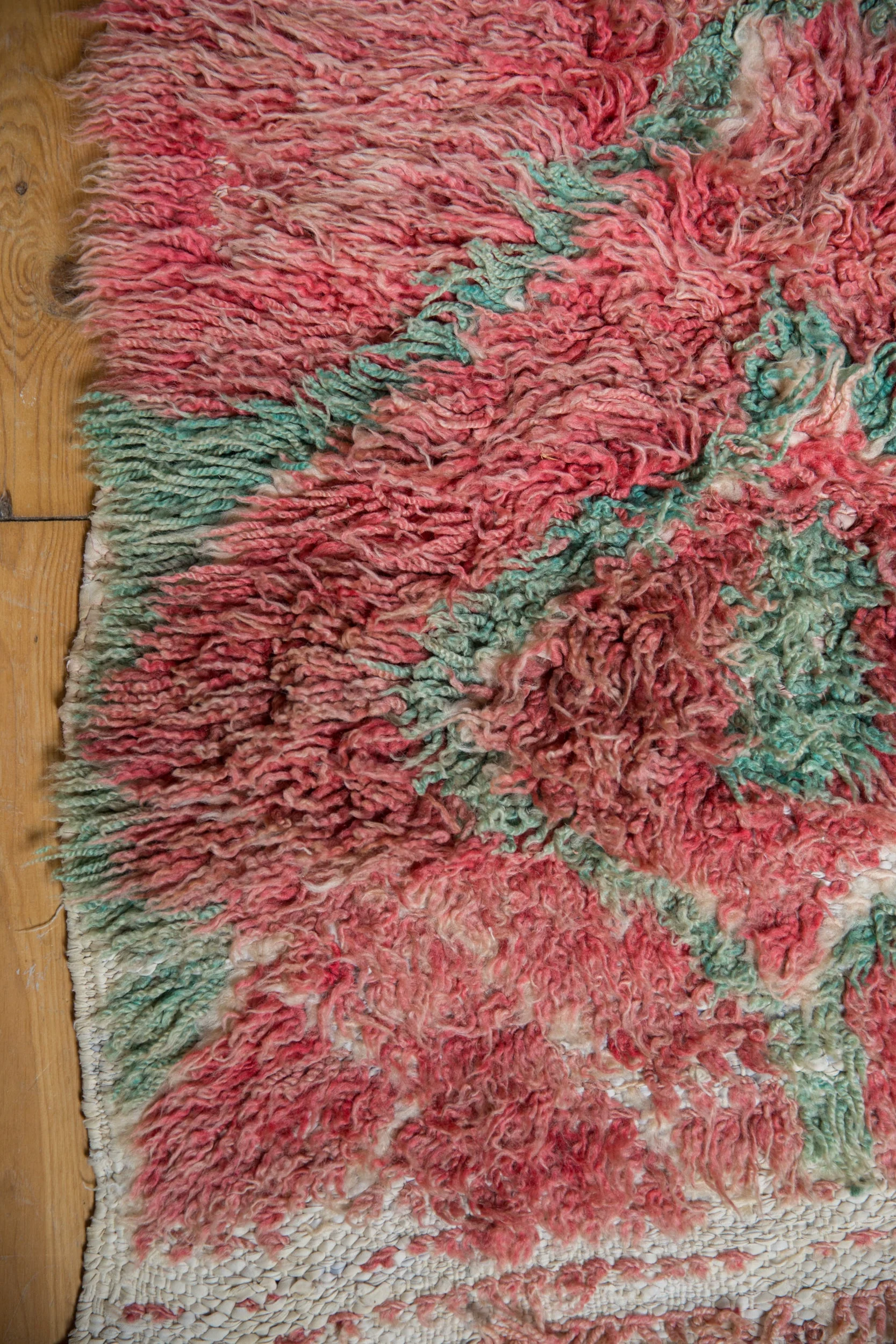 5x8 Vintage Moroccan Carpet - Image 5