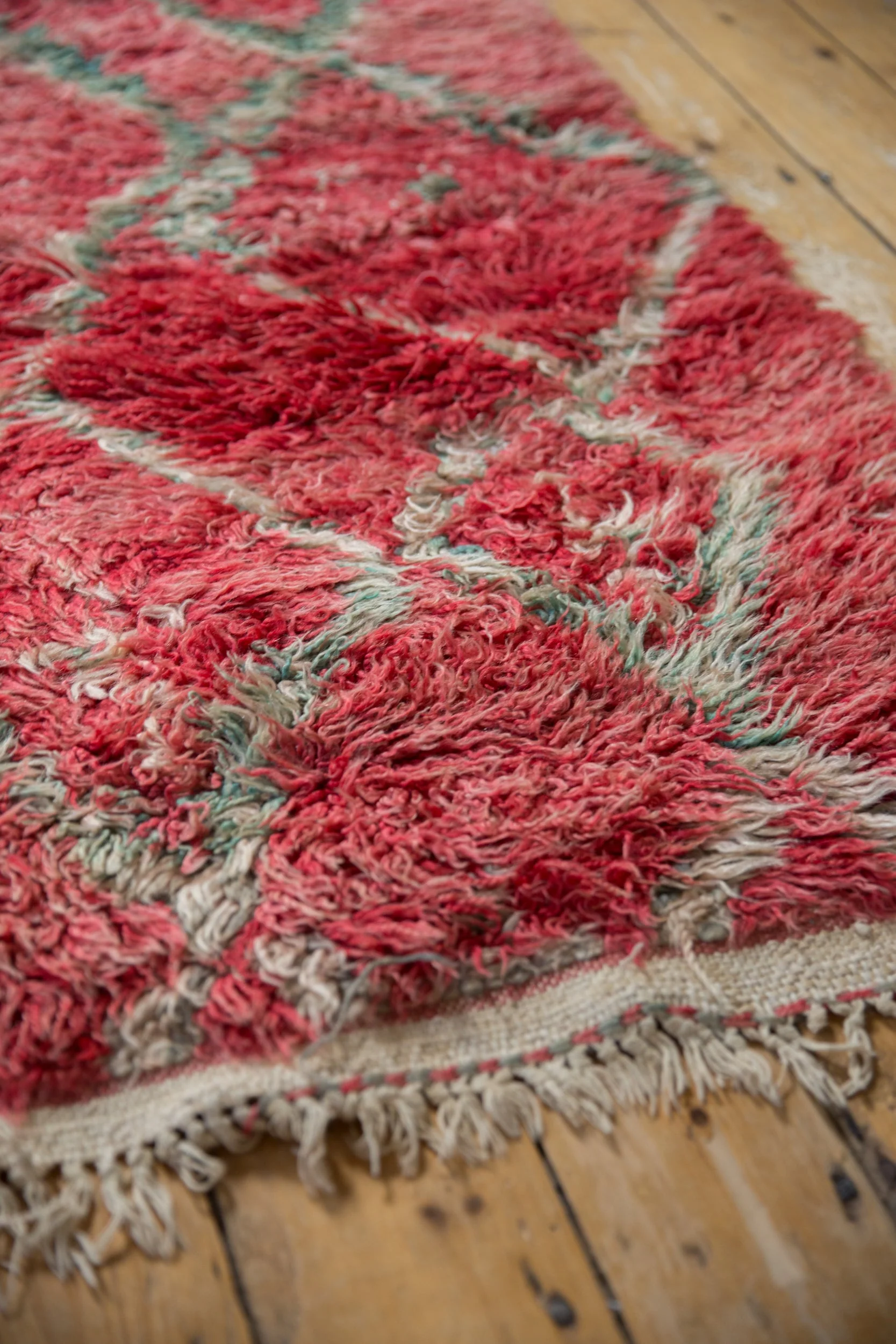 5x8 Vintage Moroccan Carpet - Image 8