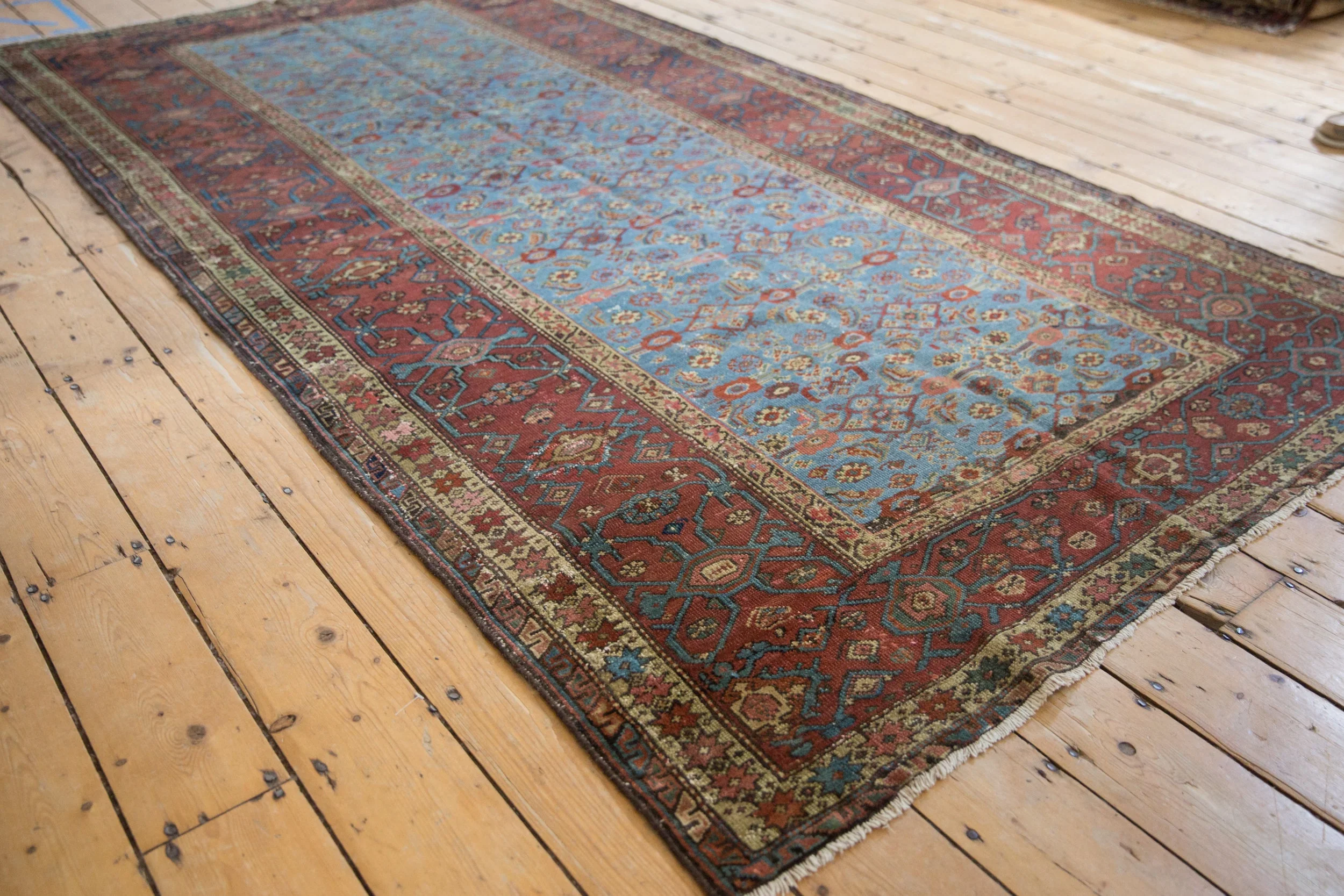 5x9.5 Antique Fereghan Carpet - Image 3