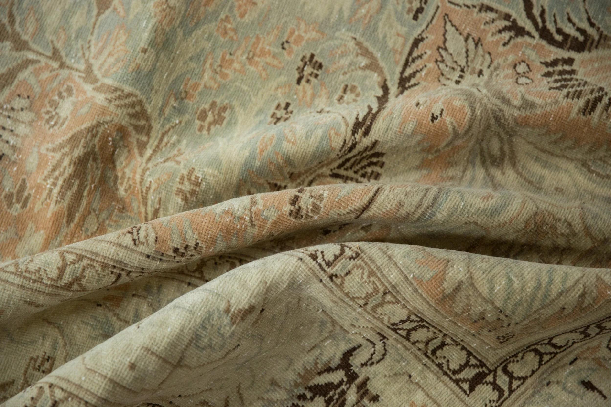 6.5x10 Vintage Distressed Kayseri Carpet - Image 10
