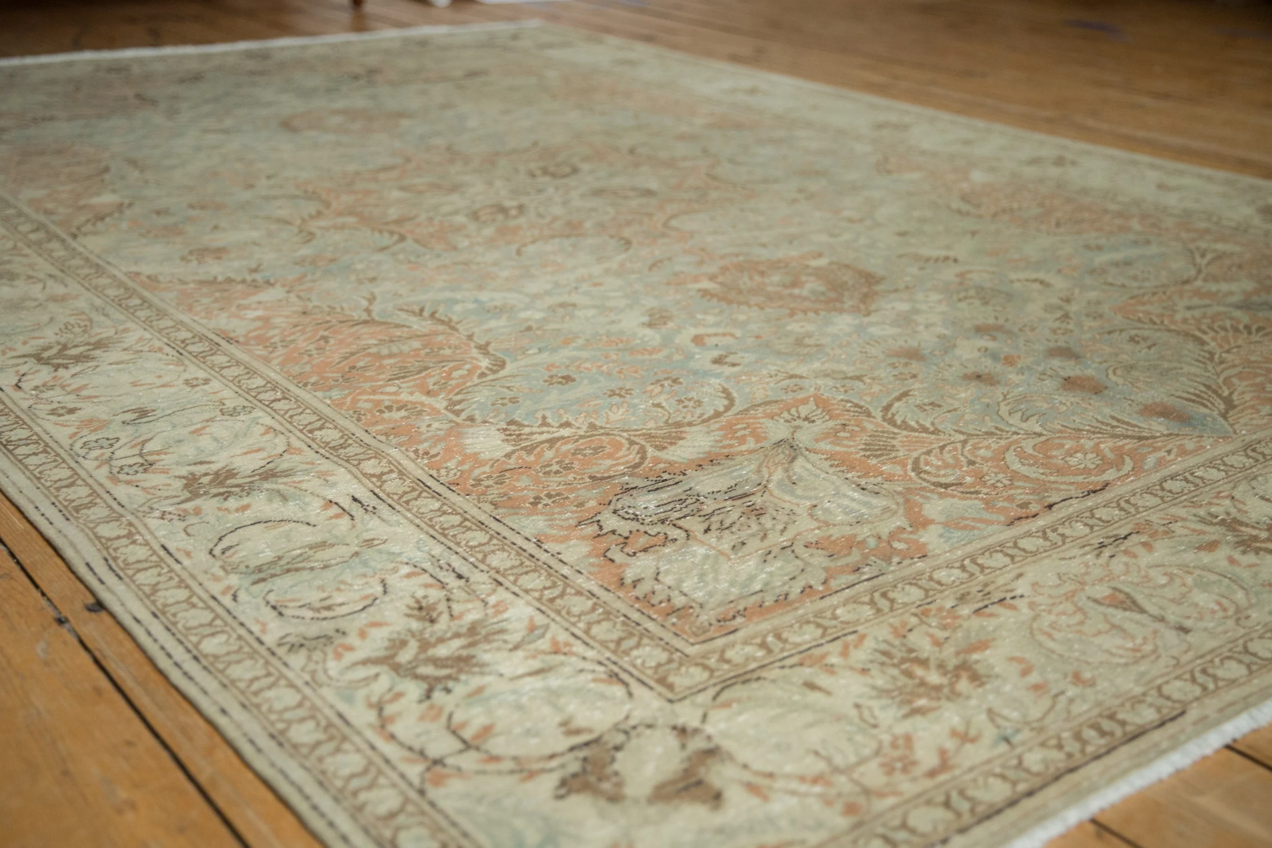 6.5x10 Vintage Distressed Kayseri Carpet - Image 4