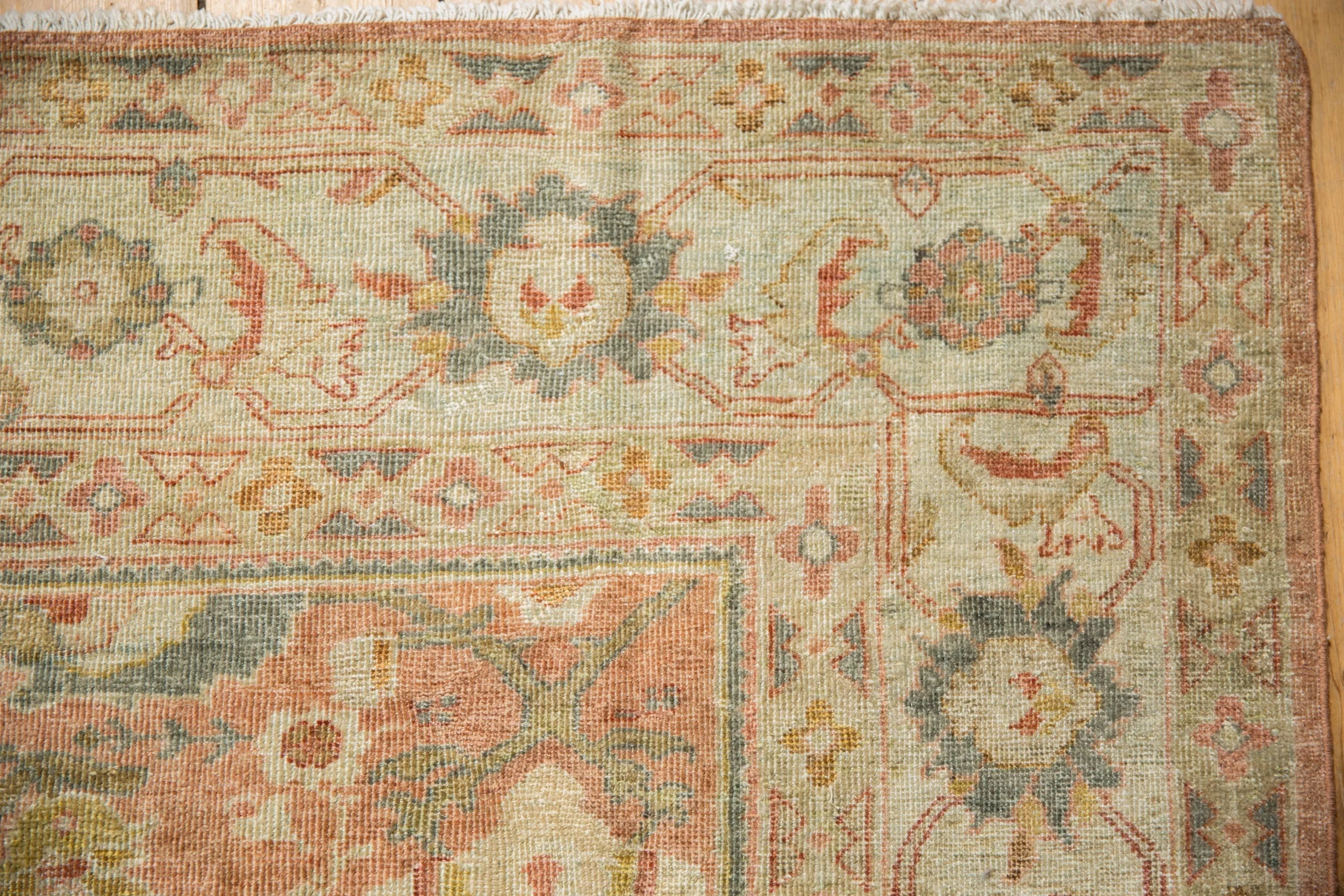 6.5x10 Vintage Distressed Mahal Carpet - Image 3
