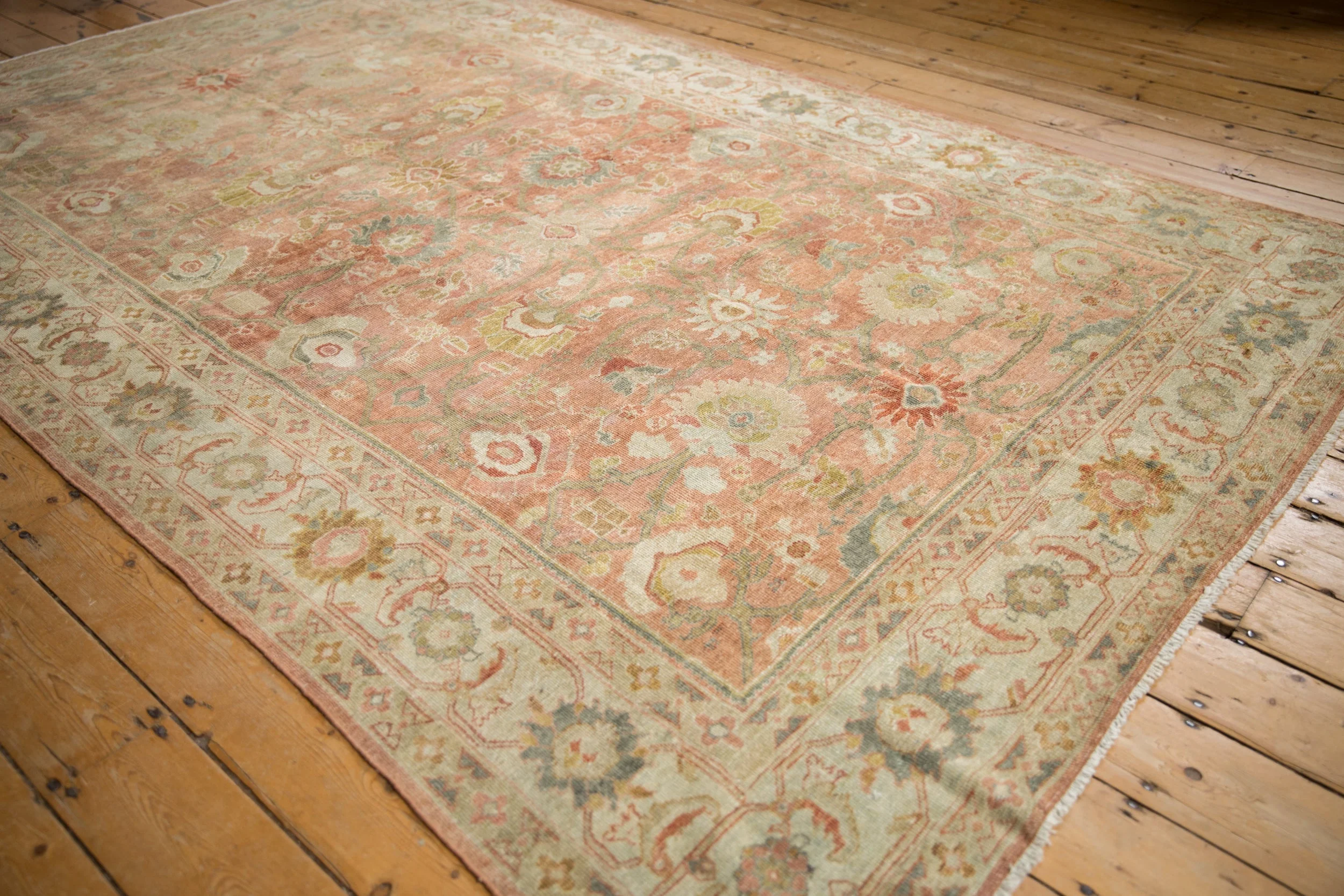 6.5x10 Vintage Distressed Mahal Carpet - Image 4