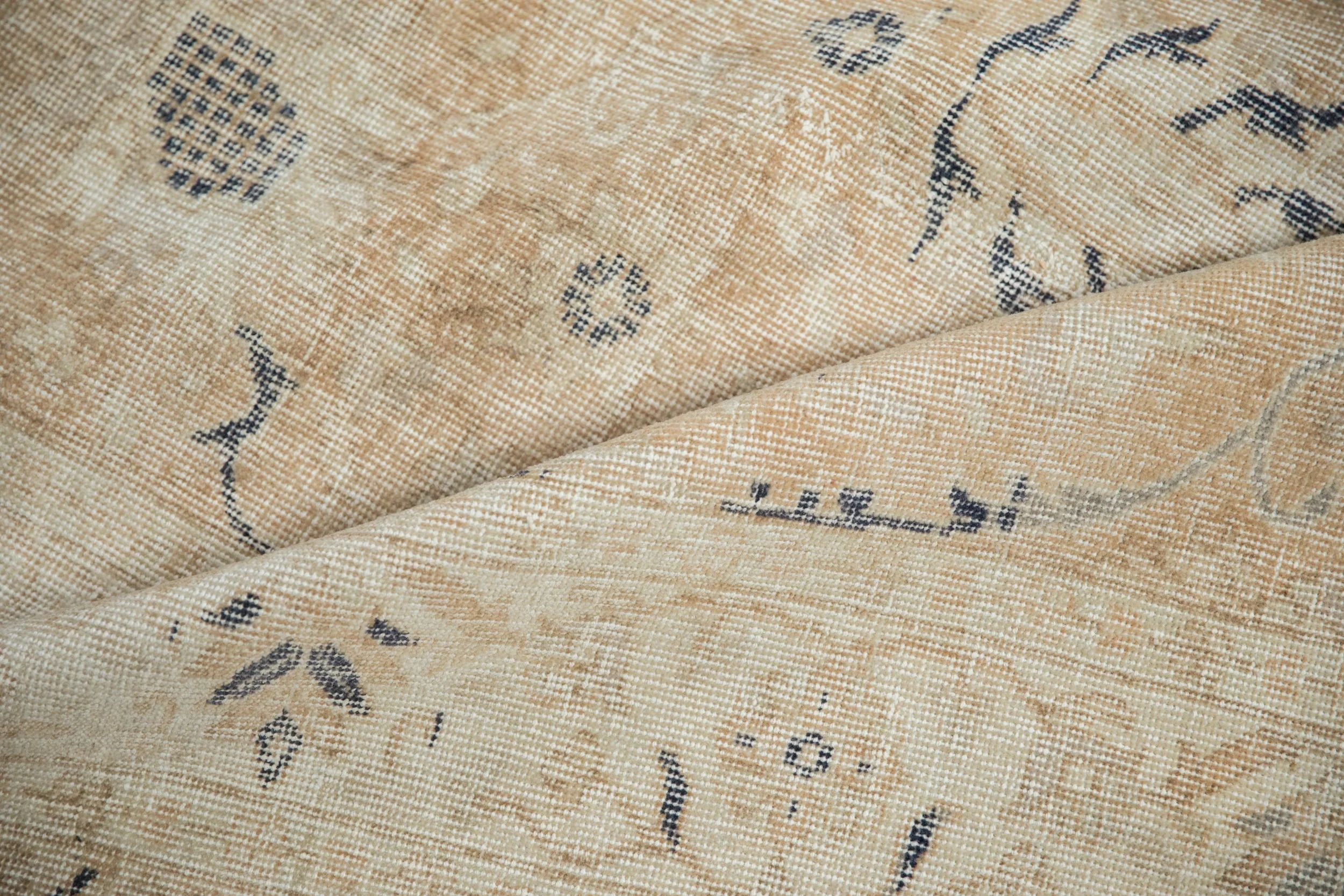 6.5x10 Vintage Distressed Sparta Carpet - Image 14
