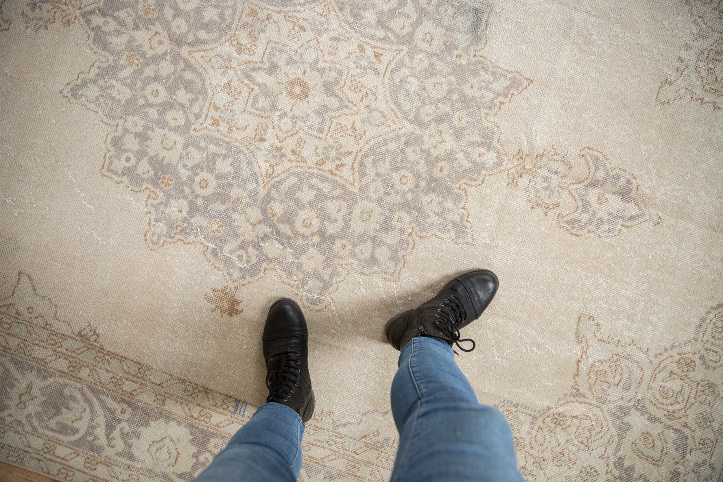 6.5x10 Vintage Distressed Sparta Carpet - Image 2