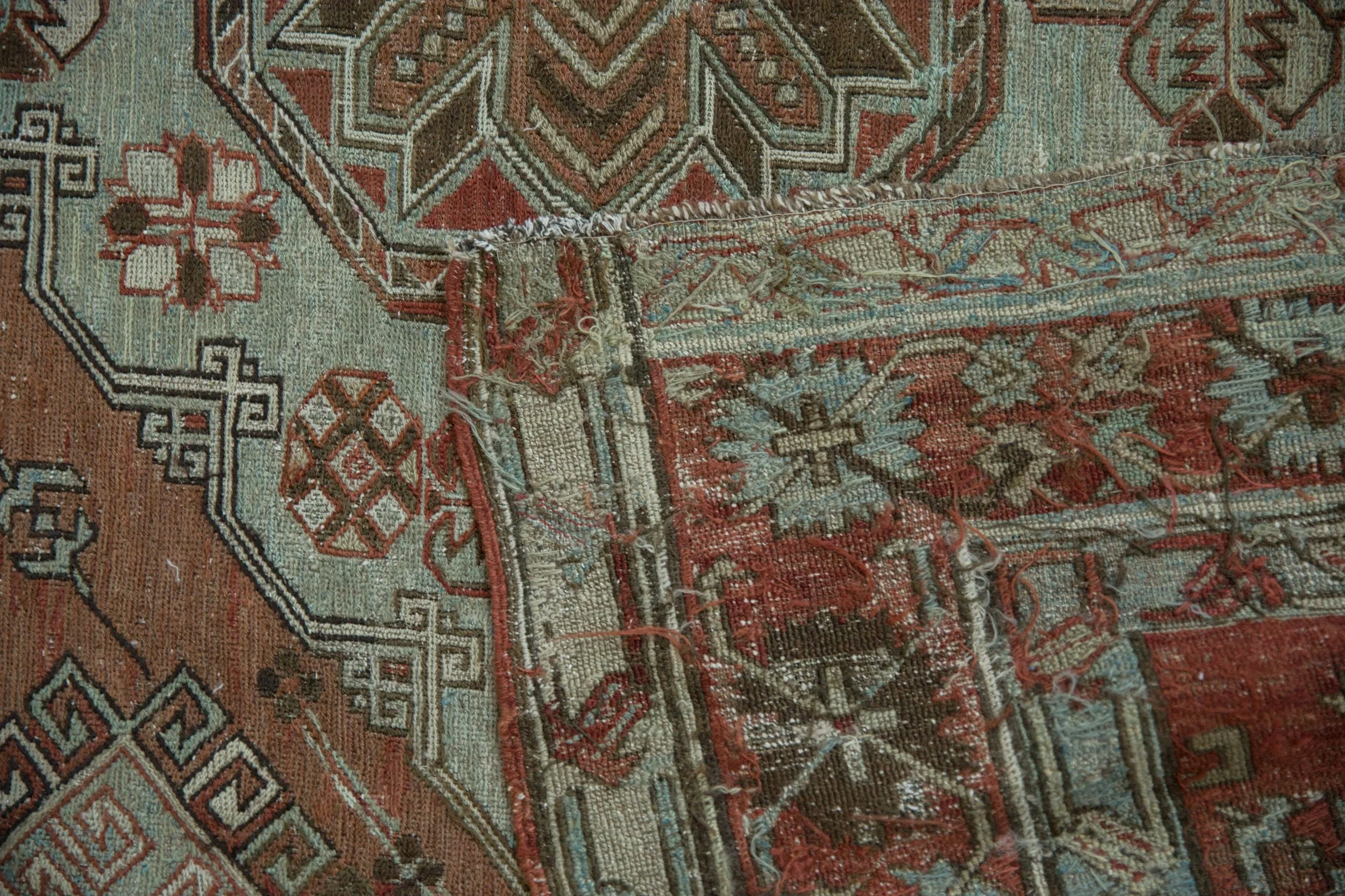 6.5x11.5 Vintage Distressed Soumac Design Carpet - Image 10