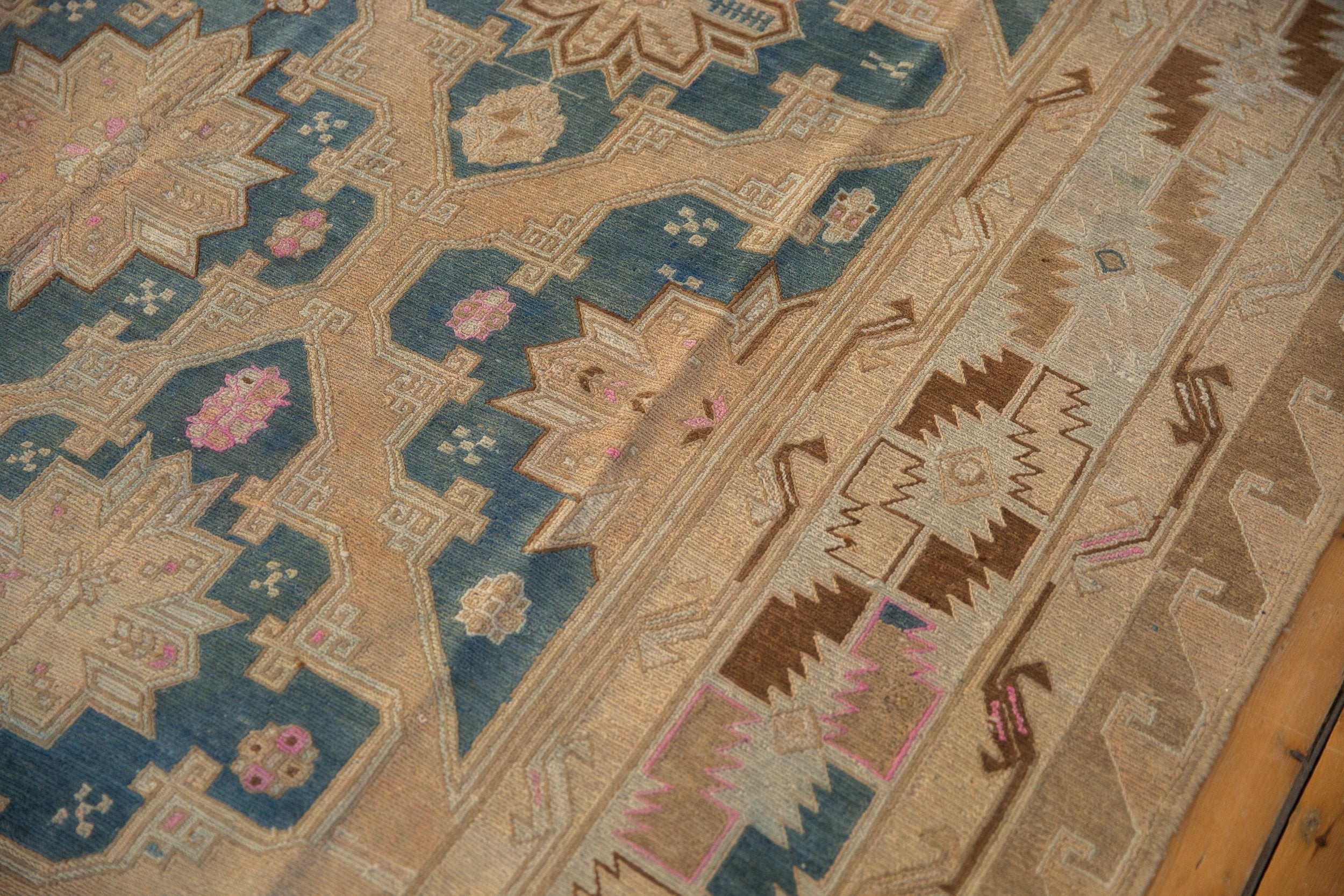 6.5x12 Vintage Distressed Soumac Carpet - Image 7