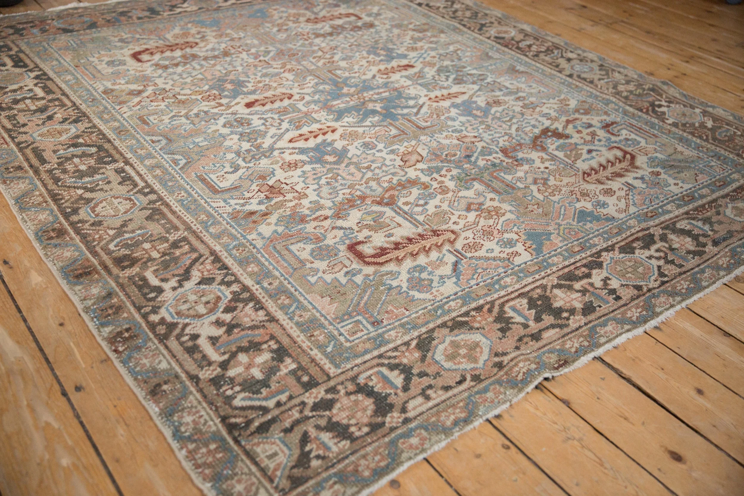 6.5x7.5 Vintage Distressed Heriz Carpet - Image 4
