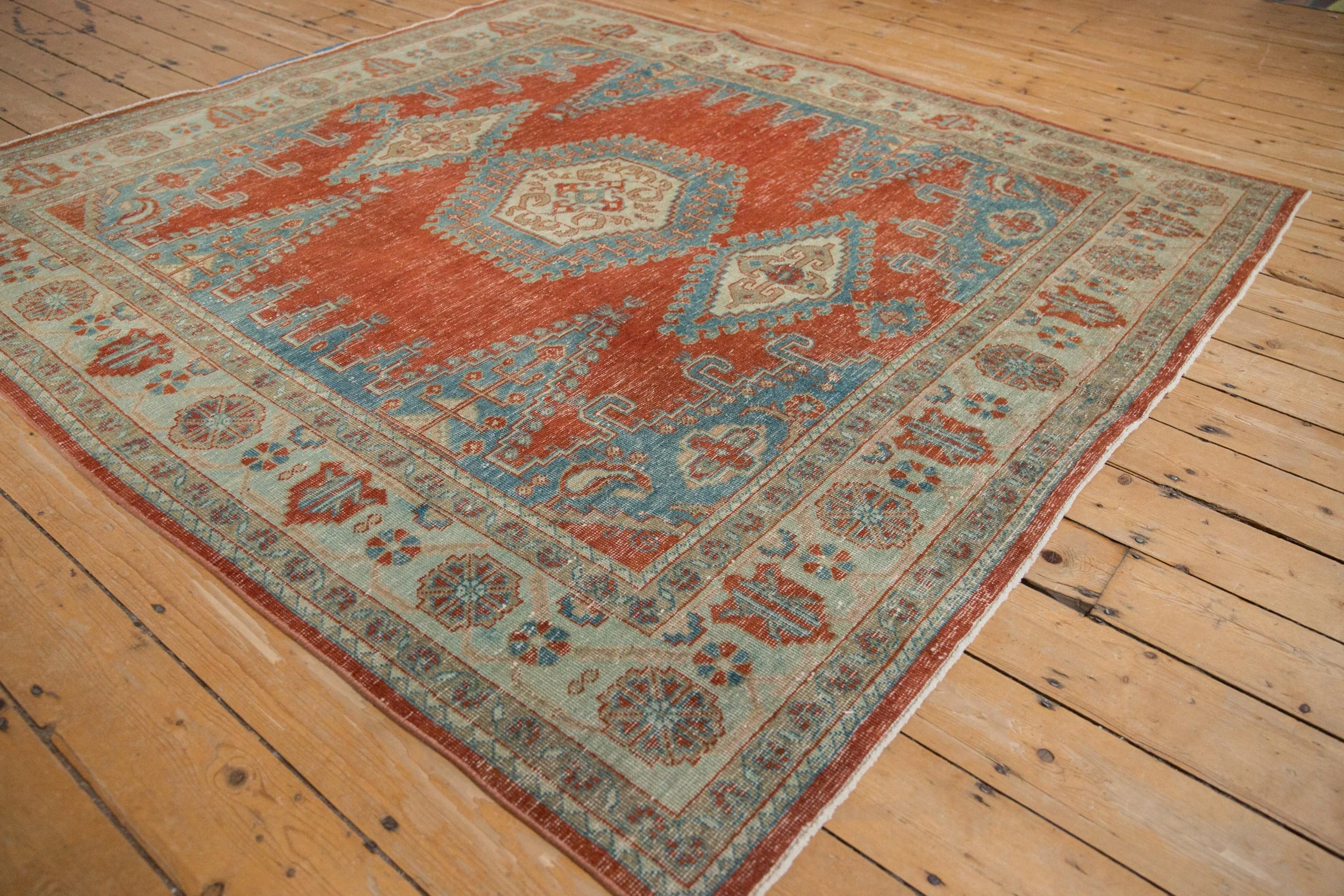 6.5x7 Vintage Distressed Veece Square Carpet - Image 3