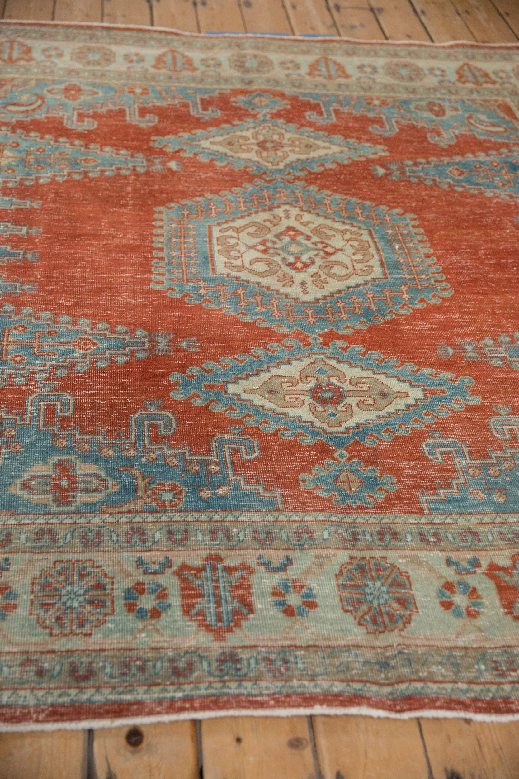 6.5x7 Vintage Distressed Veece Square Carpet - Image 4