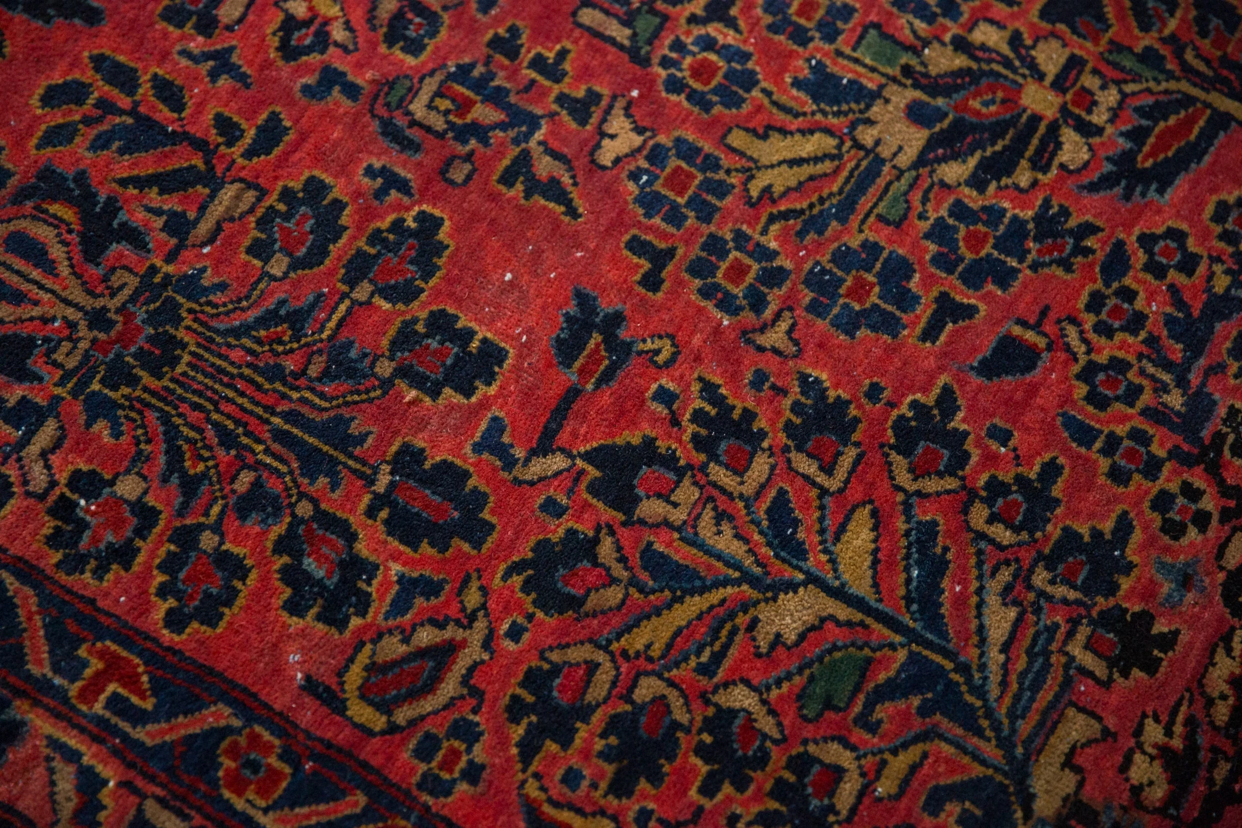 6.5x8.5 Antique Sarouk Carpet - Image 10