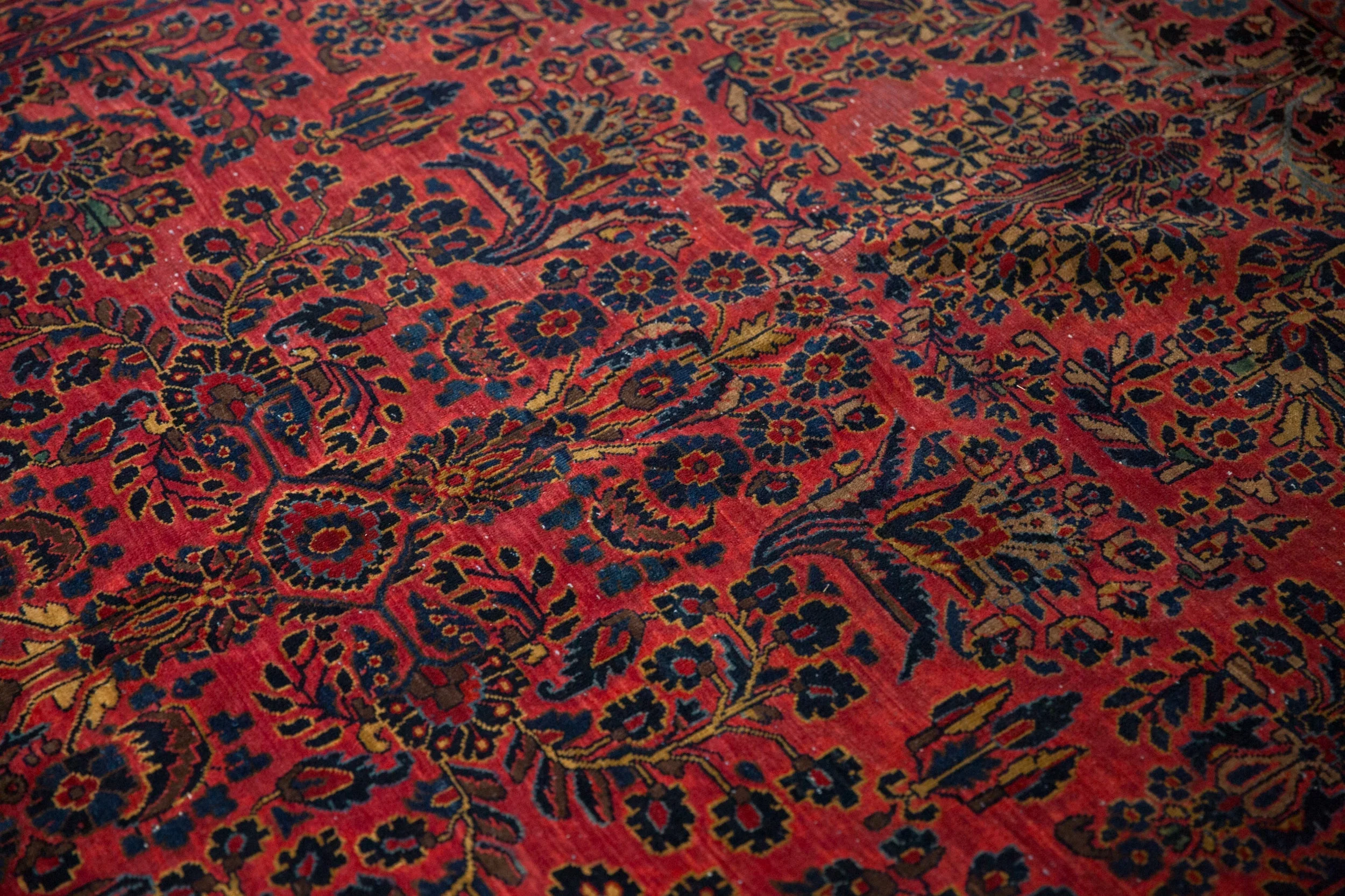 6.5x8.5 Antique Sarouk Carpet - Image 7