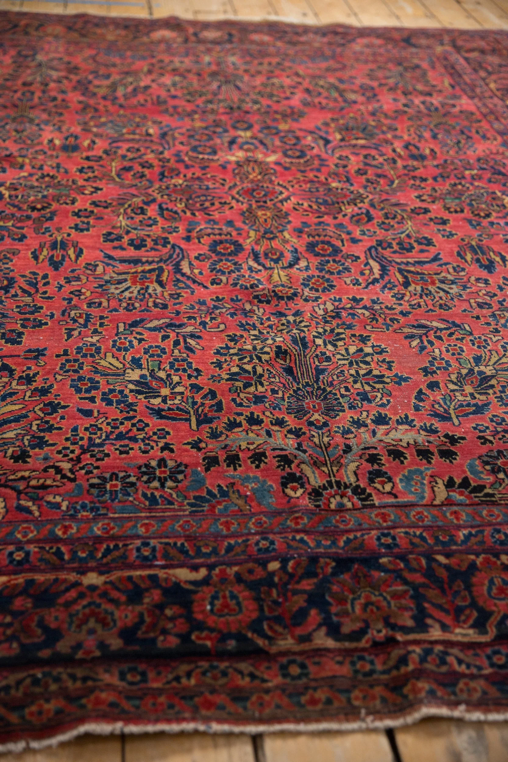 6.5x8.5 Antique Sarouk Carpet - Image 8