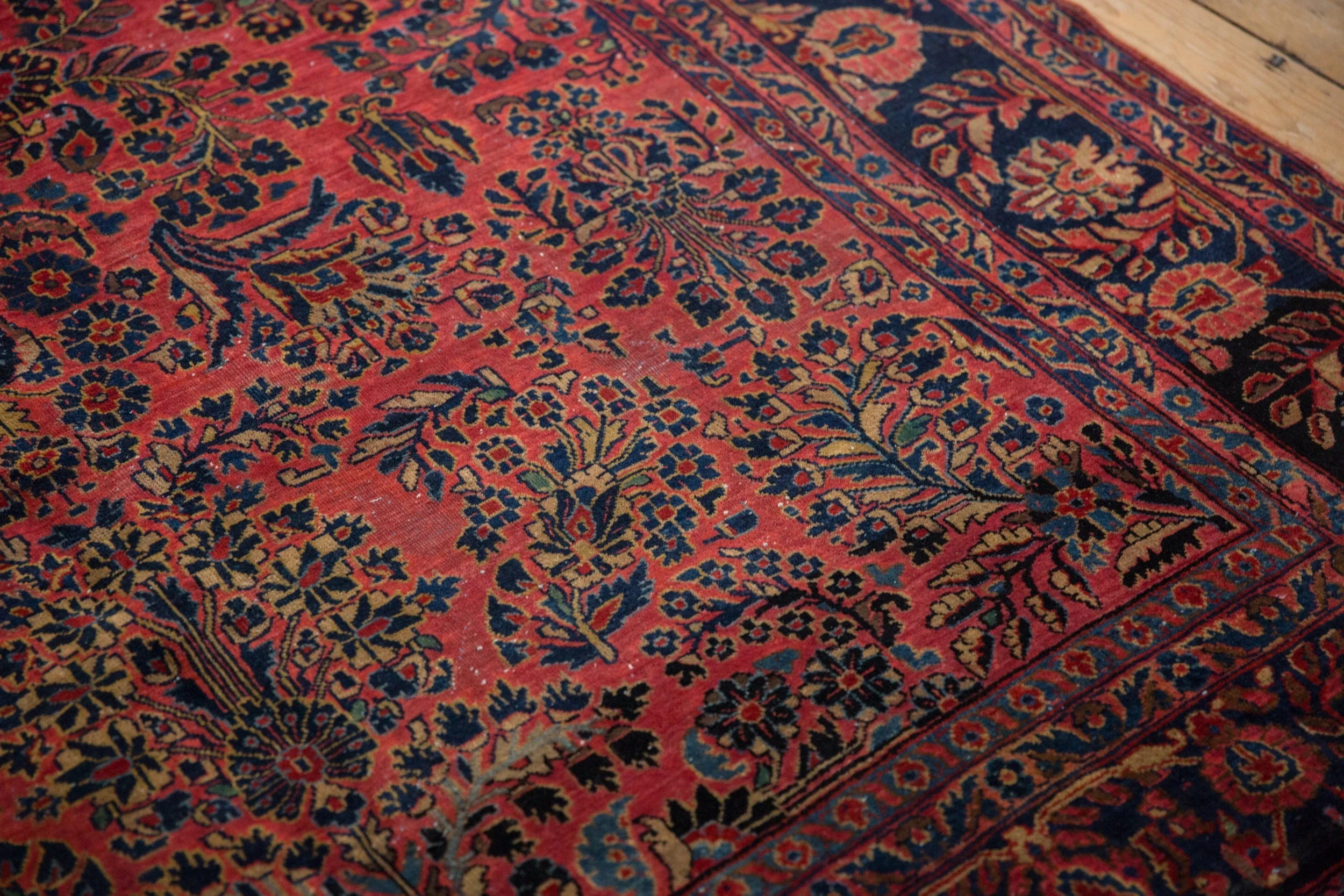 6.5x8.5 Antique Sarouk Carpet - Image 9